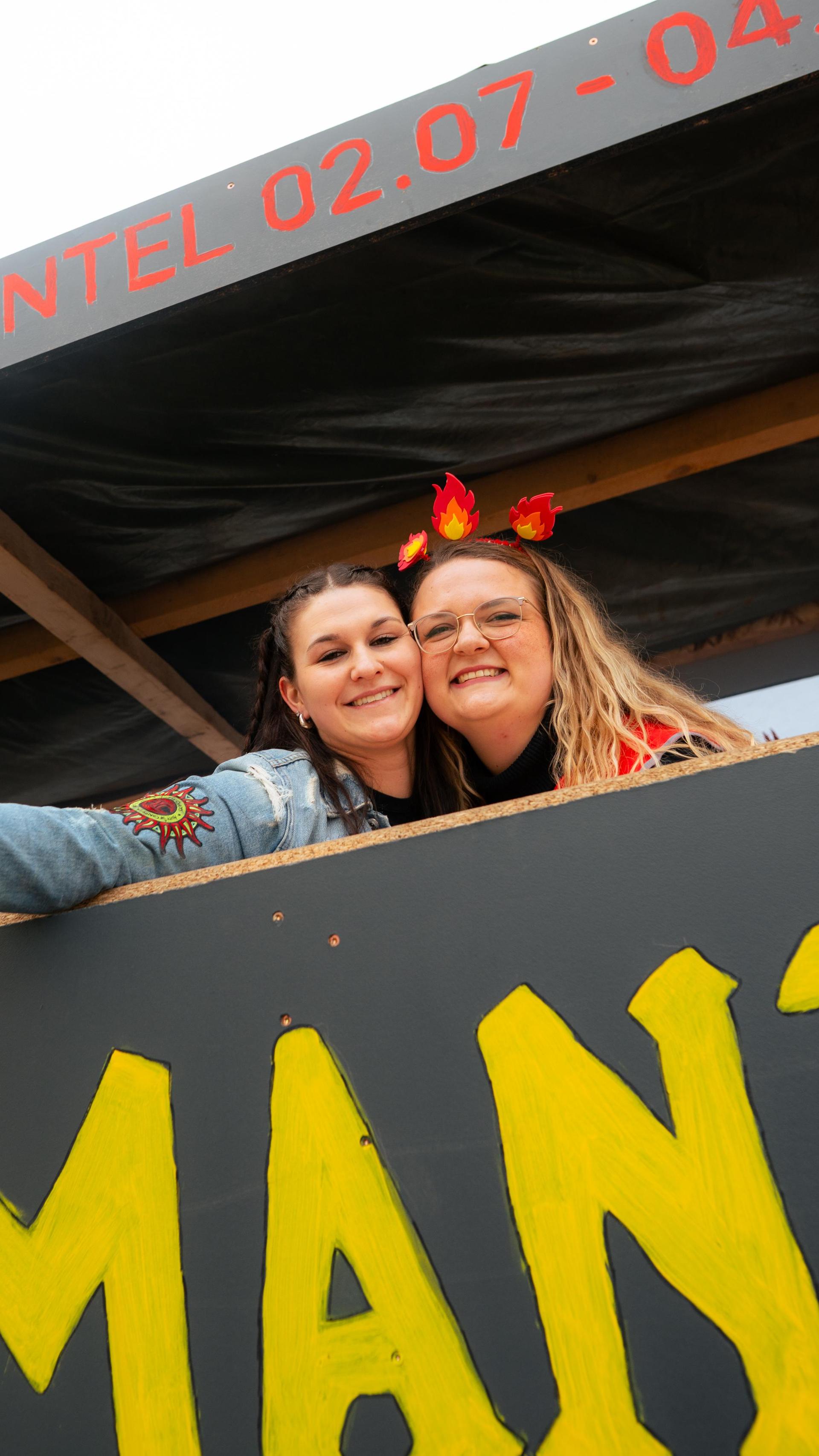 Am Sonntag wurde es bunt beim Pressather Faschingszug. (Bild: Hannes Stock)