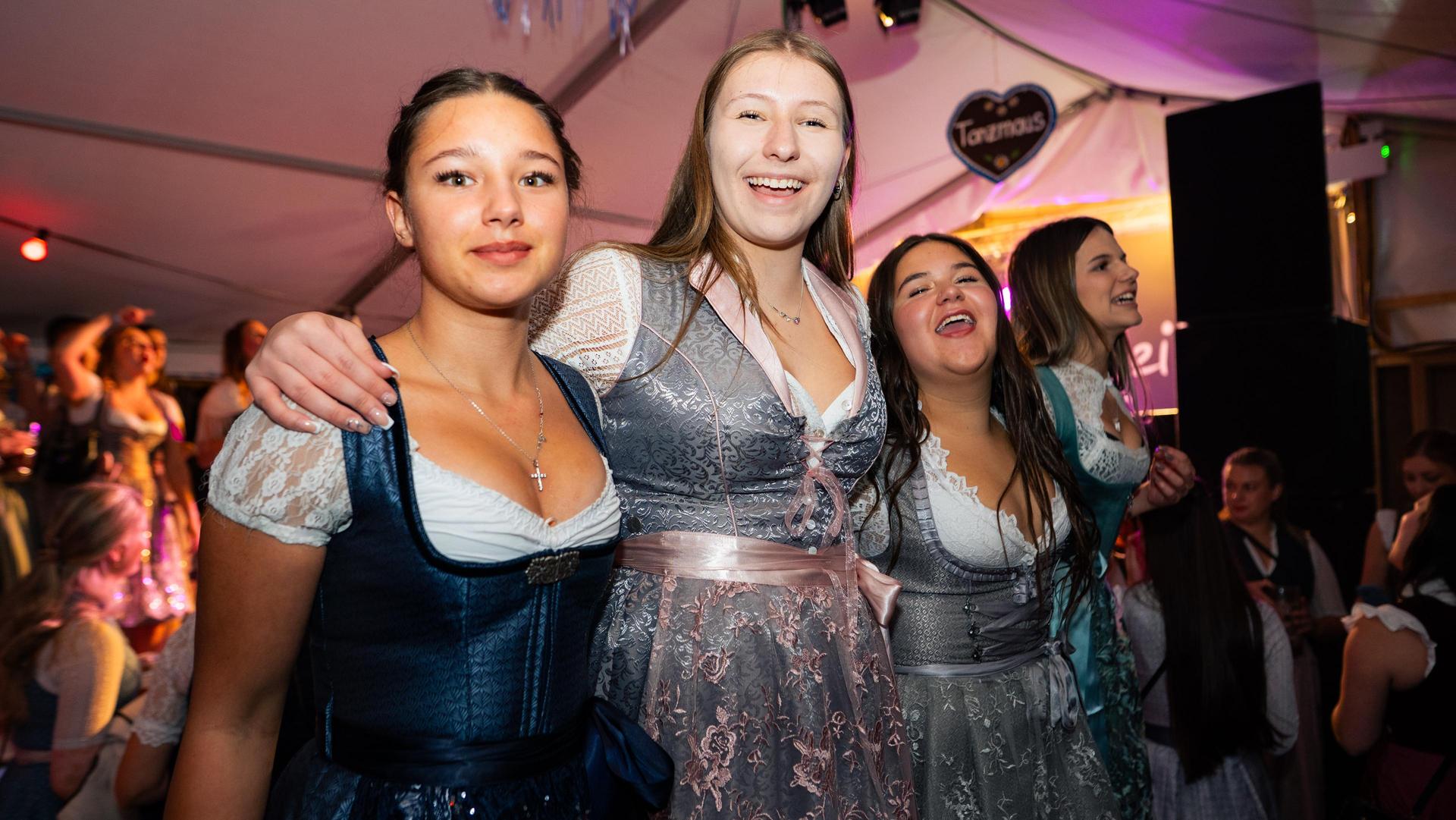 Auf der Kirwa in Etzenricht wurde so richtig gefeiert.  (Bild: Hannes Stock)