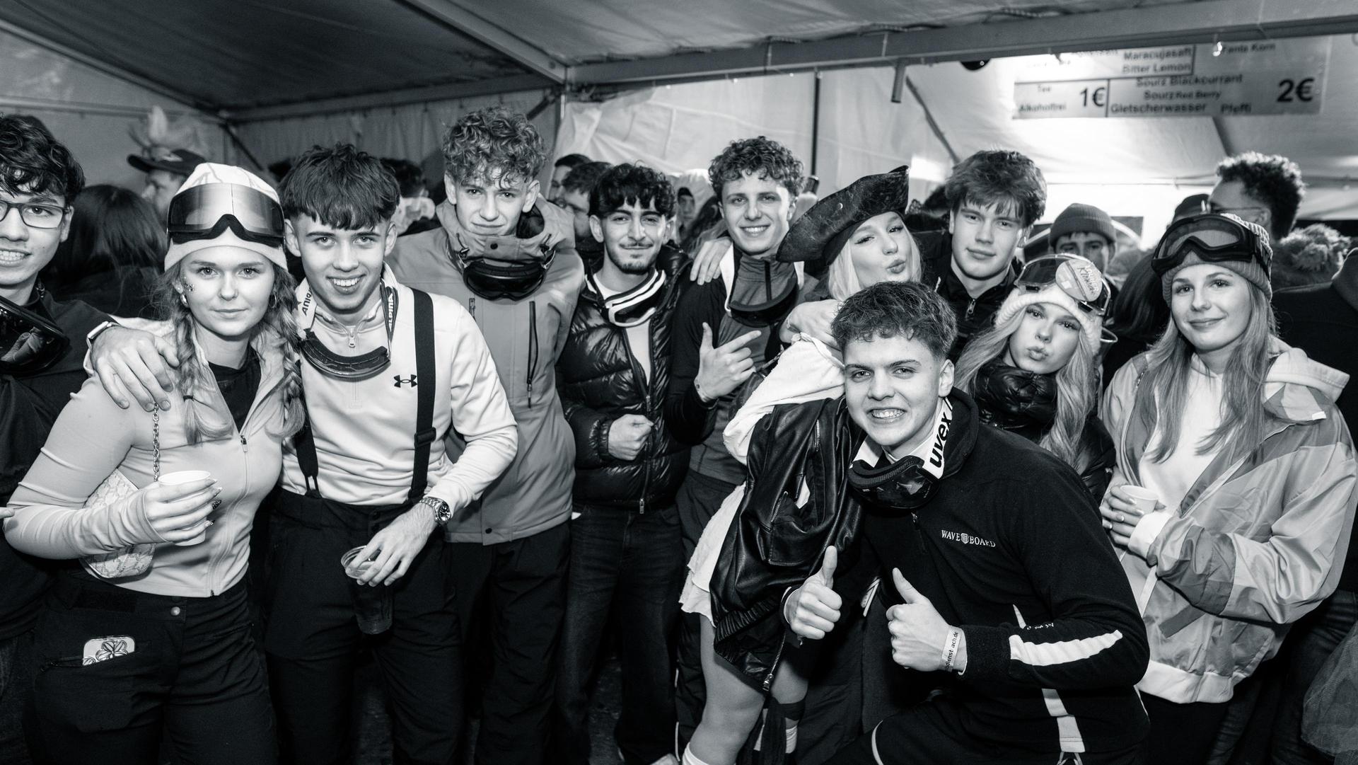 Bilder vom Fasching in Moosbach. (Bild: Hannes Stock)