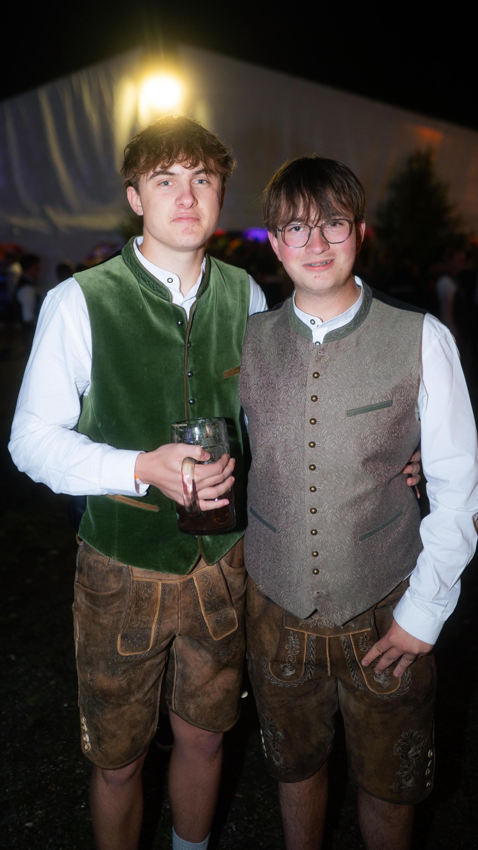 Wernberg feiert Kirwa, die Stoapfälzer Spitzbuam liefern die Musik zum Fest. (Bild: Hannes Stock)