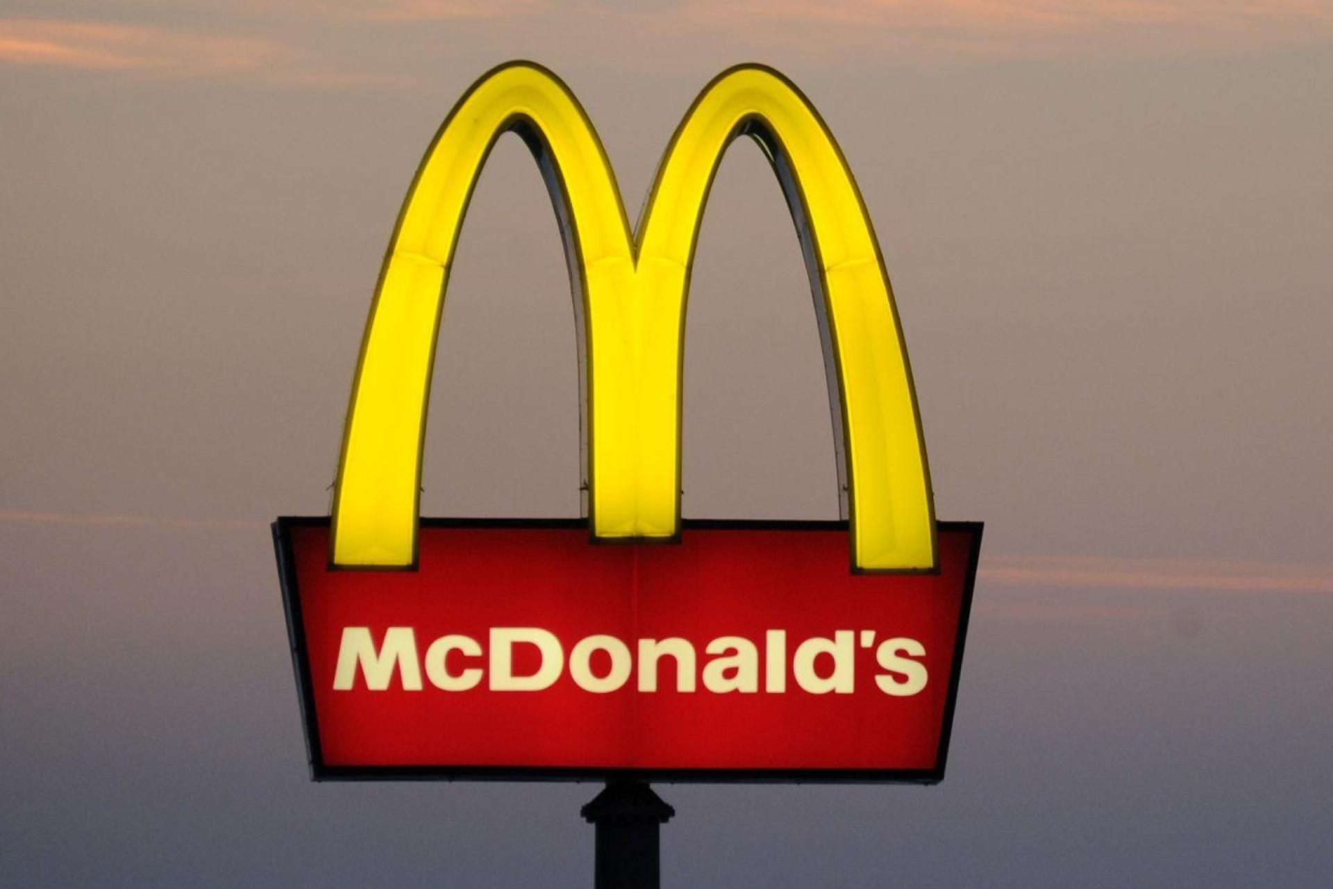 In Altenstadt/WN soll am Standort „Am Laintrad“ eine neue McDonald's-Filiale entstehen. (Symbolbild: Tobias Hase/dpa)