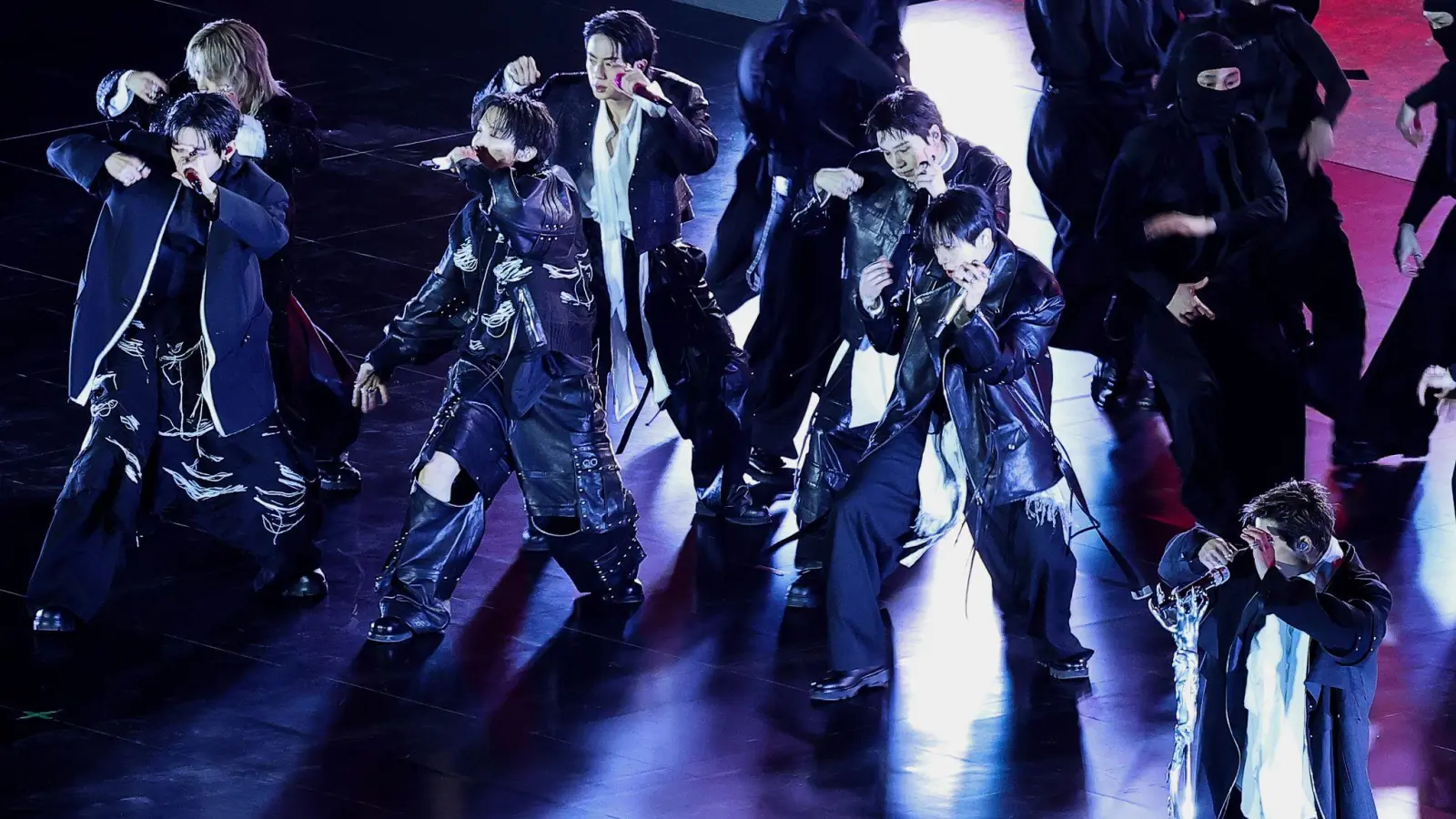 BTS sind zurück auf den Weltbühnen mit ihrem neuen Album „Arirang”. Sie kommen dieses Jahr im Juli auch nach München. (Bild: Kim Hong-Ji/Pool Reuters/AP/dpa)