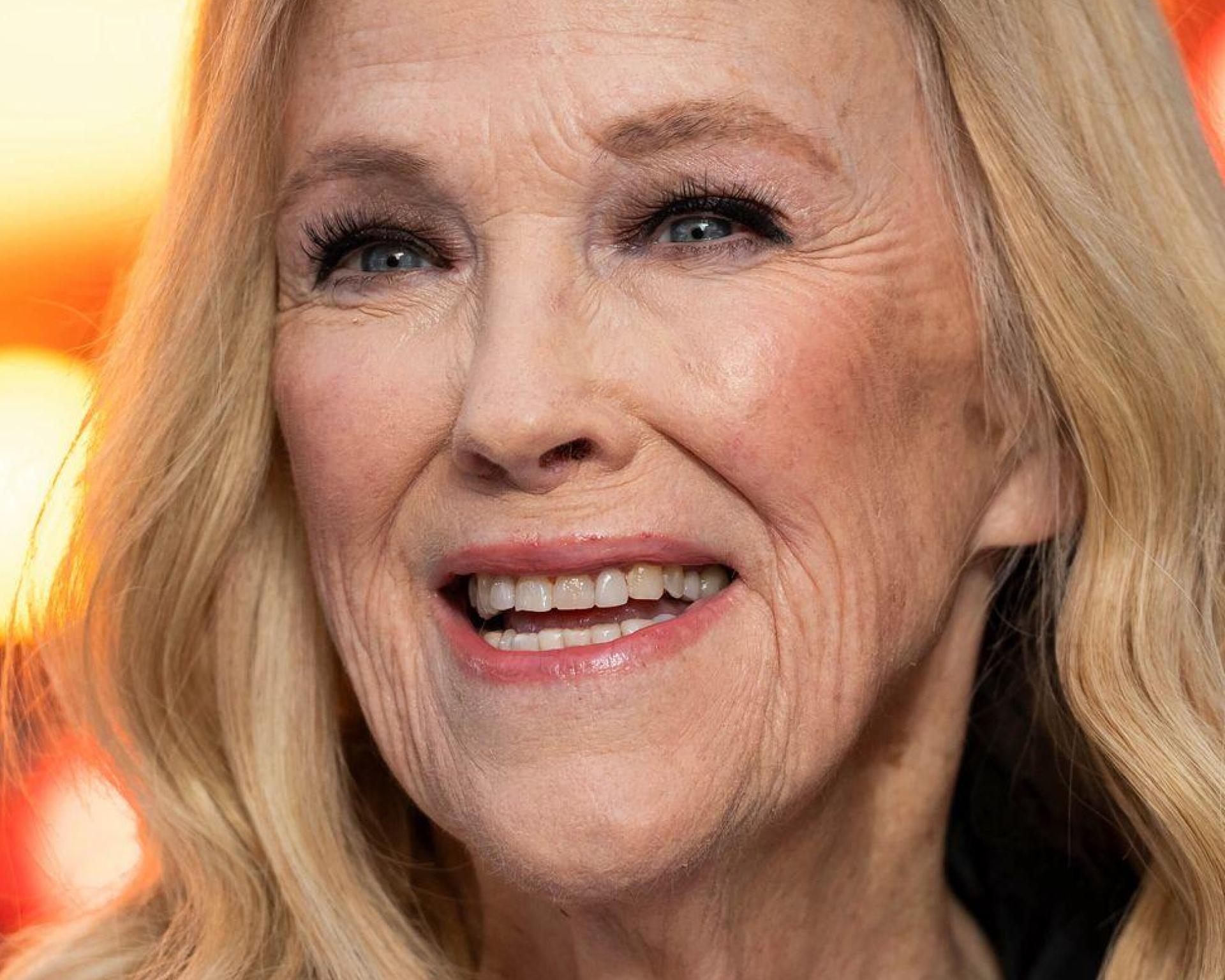 Catherine O'Hara hat für ihre Rollen mehrere Preise gewonnen. (Archivbild)  (Bild: Scott A Garfitt/Invision/AP/dpa)
