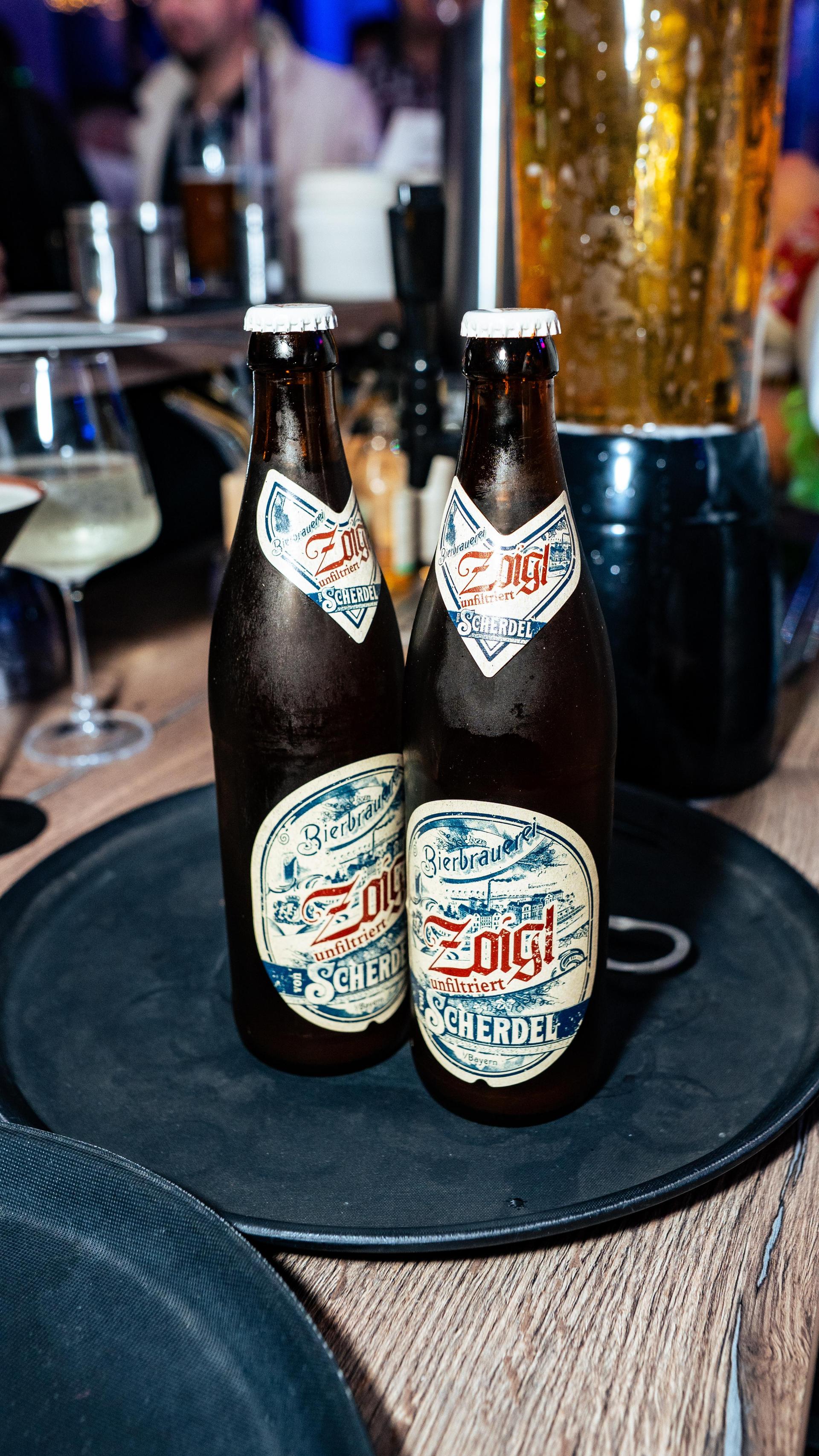 Am Freitag habt ihr beim Feiern in der SantoRino Bar ordentlich Gas gegeben. (Bild: Hannes Stock)