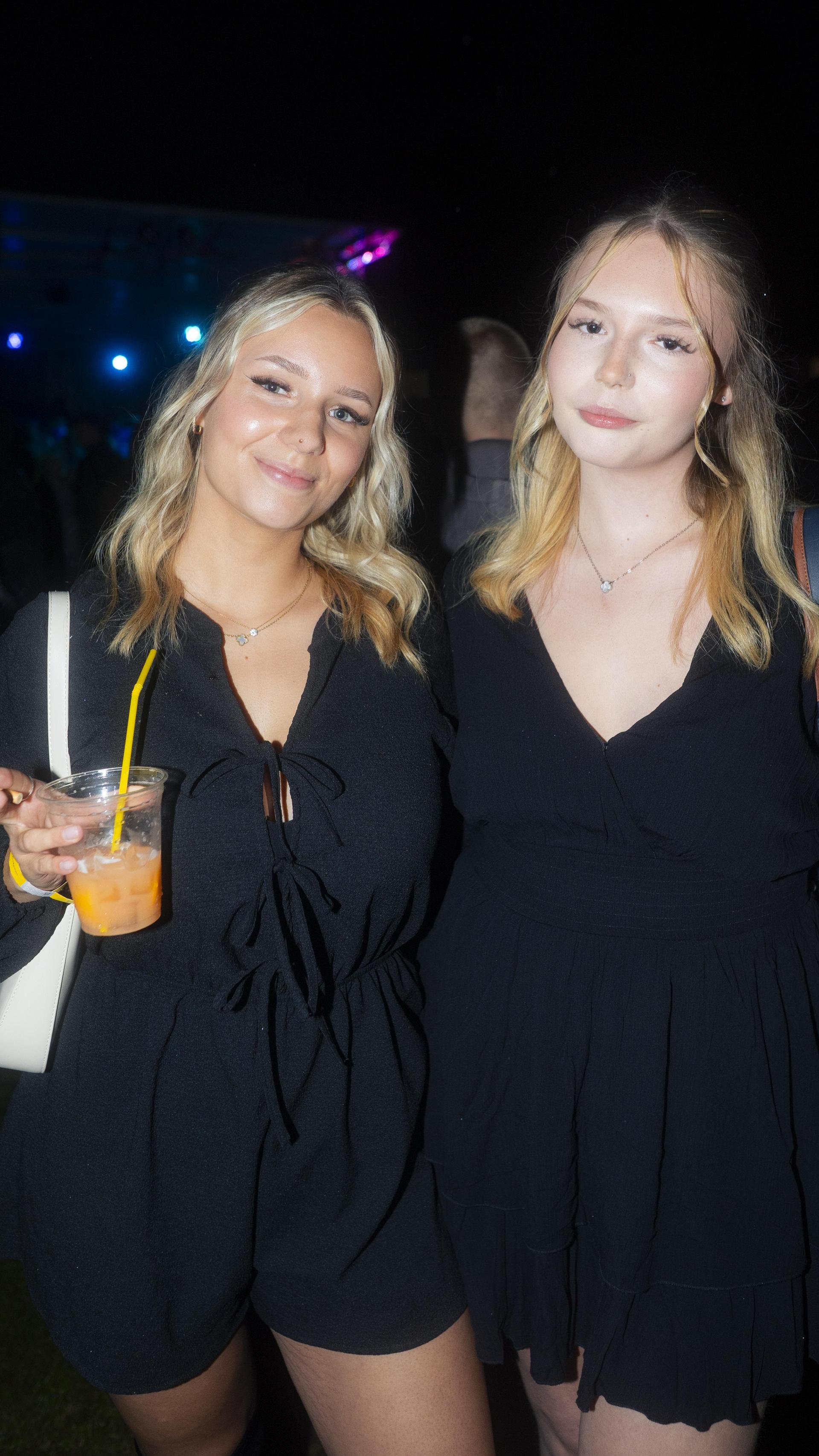 Impressionen von der Beach Party in Schirmitz. (Bild: Hannes Stock)