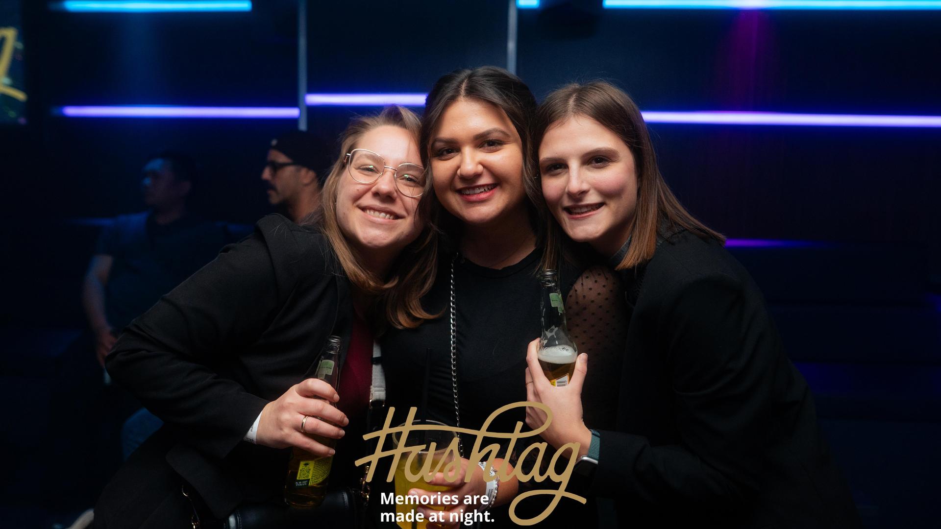 „Deine 2000er im Hashtag”: Die Bilder vom Freitag. (Bild: Hannes Stock)