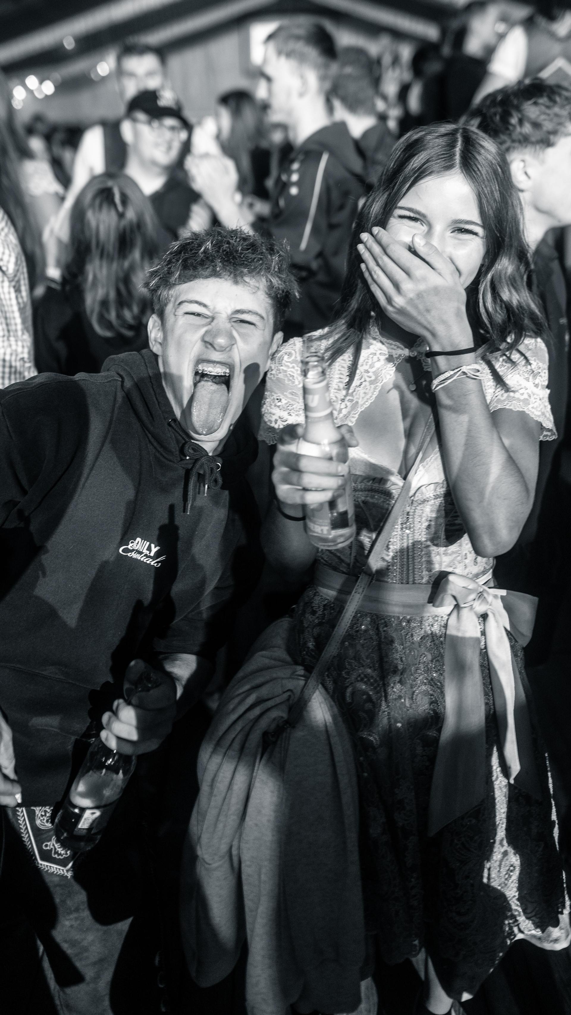 Wernberg feiert Kirwa, die Stoapfälzer Spitzbuam liefern die Musik zum Fest. (Bild: Hannes Stock)