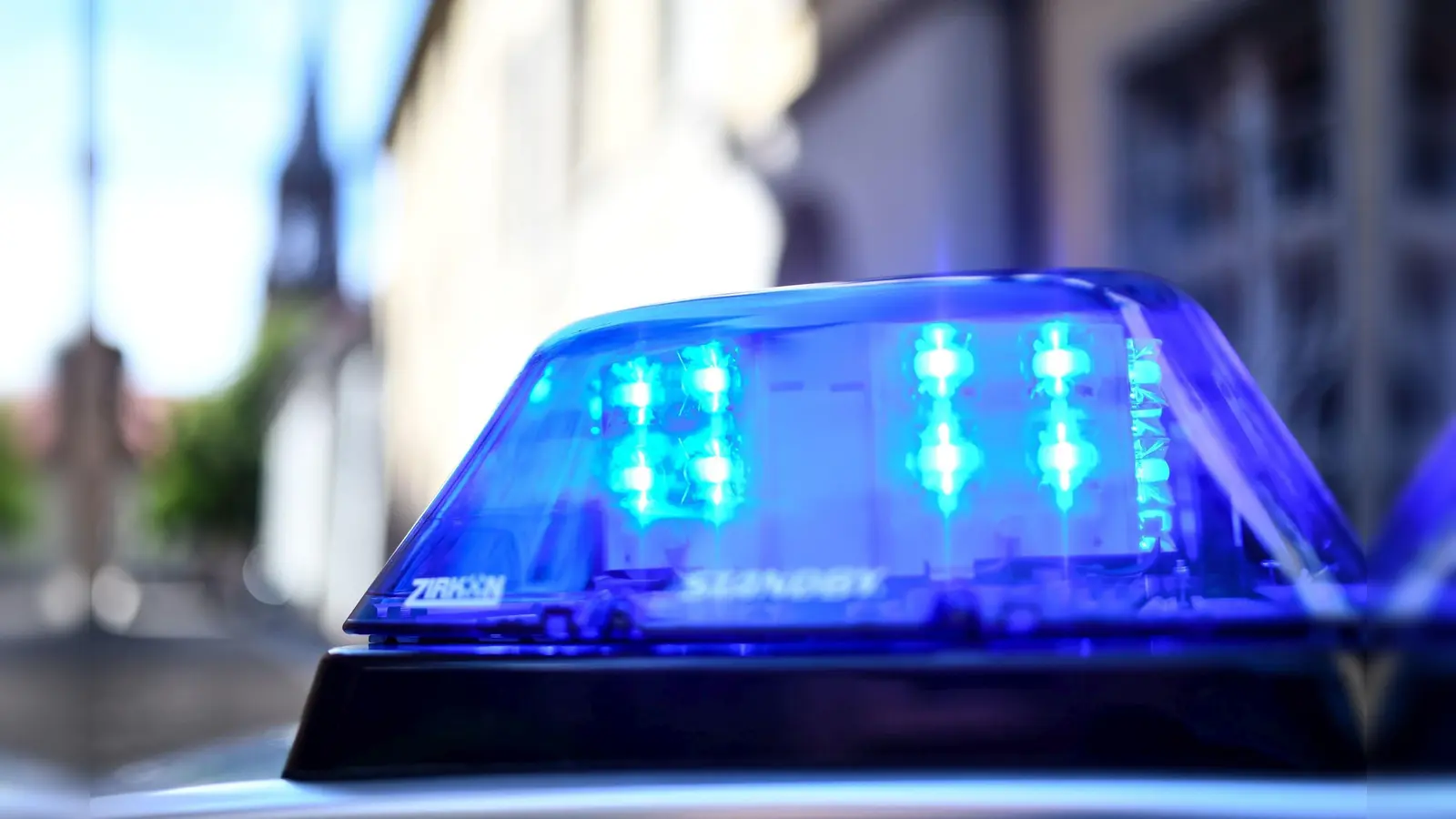 Die Polizei sucht einen Fahrrad-Rowdy. (Bild: Patrick Seeger/dpa)