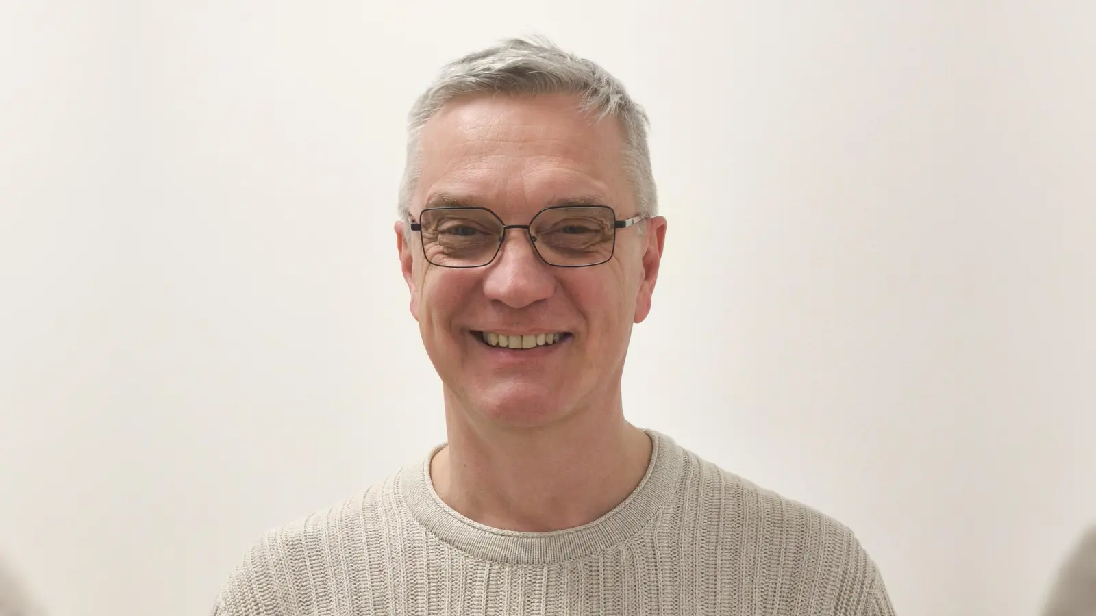 Berufsberater Bernhard Gresser empfiehlt für die Bewerbung um eine Ausbildungsstelle: „So früh wie möglich anfangen!“ Etwa 1,5 Jahre vor Schulabschluss ist super, gegebenenfalls mit den Zeugnissen der Vorentlassklasse.  (Bild: privat)