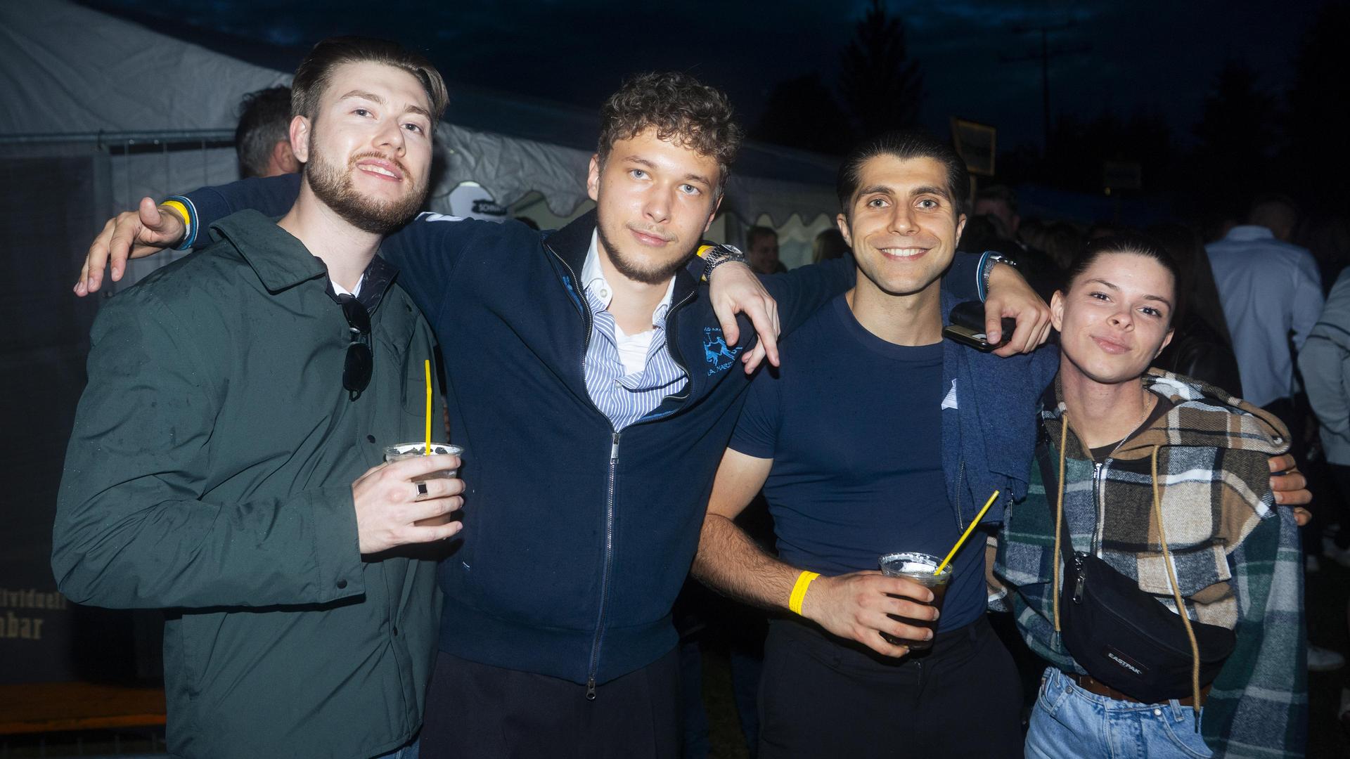 Impressionen von der Beach Party in Schirmitz. (Bild: Hannes Stock)