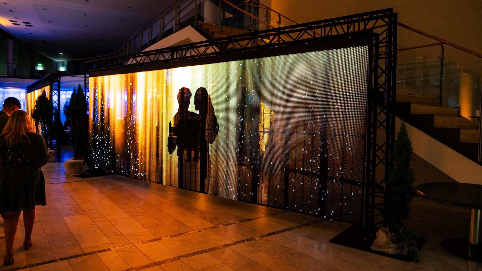 Am Samstag wurde es in der Weidener Max-Reger-Halle außergewöhnlich festlich. (Bild: Hannes Stock)