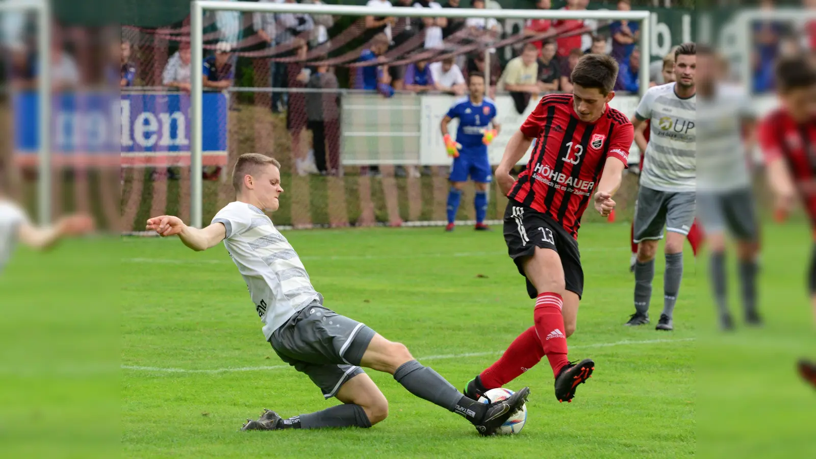 Pflichtspiele zwischen dem SC Luhe-Wildenau und der SpVgg SV Weiden gab es zuletzt in der Saison 2024/24, als es in der Landesliga um Punkte ging. Nun messen sich beide in der 3. Qualifikationsrunde des BHV-Pokalwettbewerbs. (Archivbild: Hans Mark)