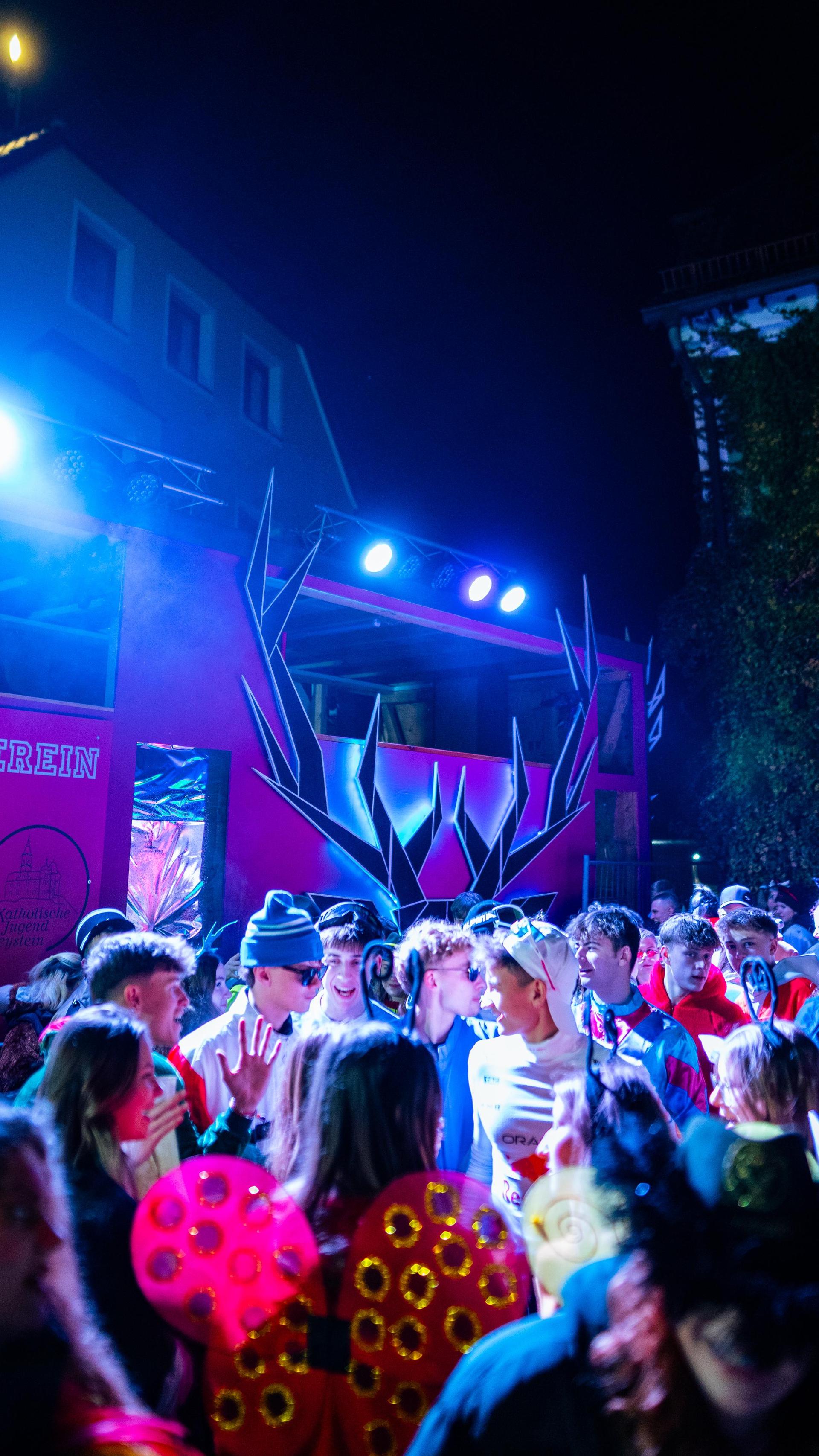 Bilder vom Fasching in Moosbach. (Bild: Hannes Stock)