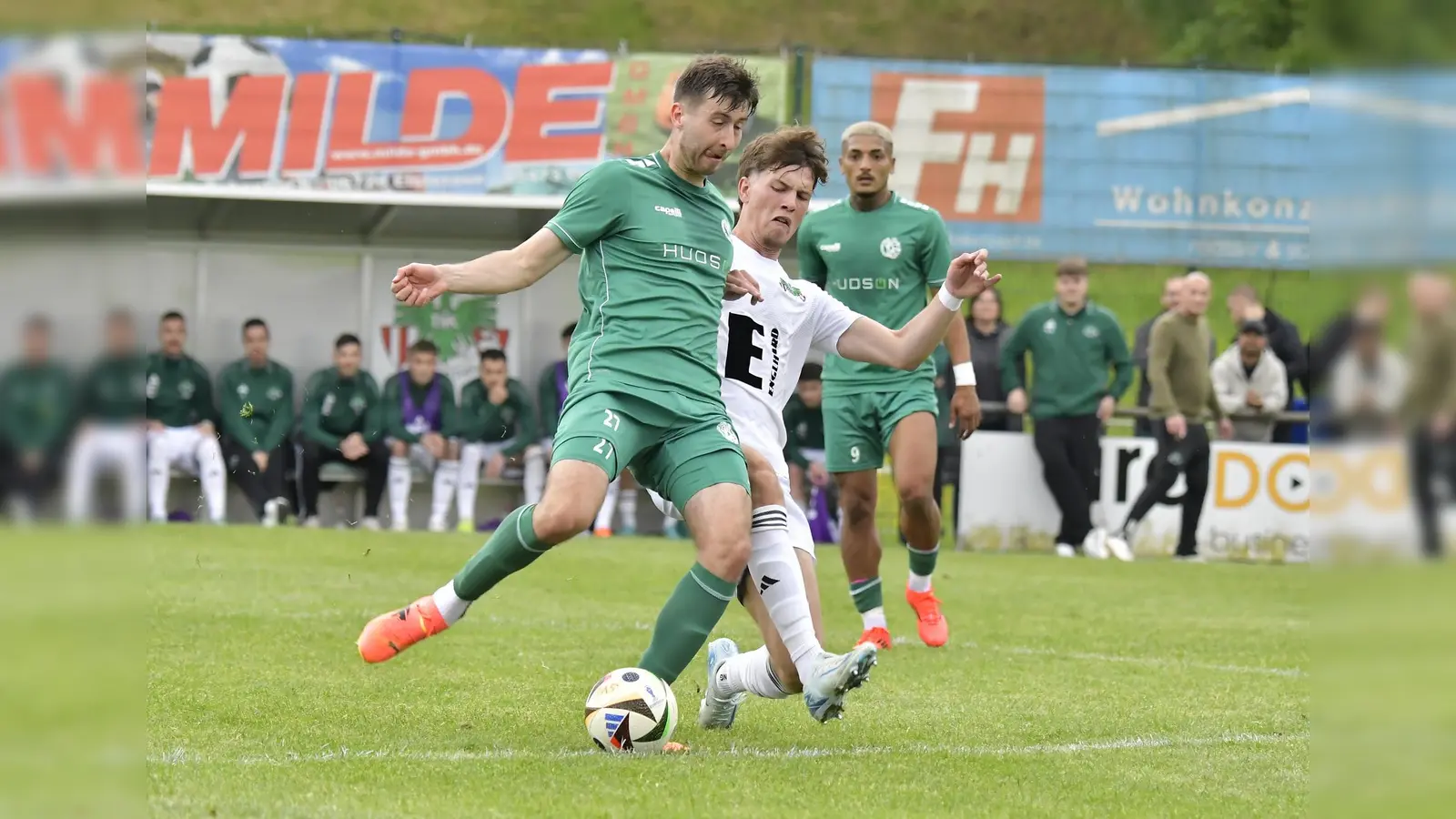 Derbyzeit zwischen Gebenbach und Ammerthal: Das Duell gab's zuletzt in der Relegation 2024/25. Die Kader beider Teams haben sich seitdem stark verändert, der Derby-Charakter bleibt.  (Bild: Hubert Ziegler)