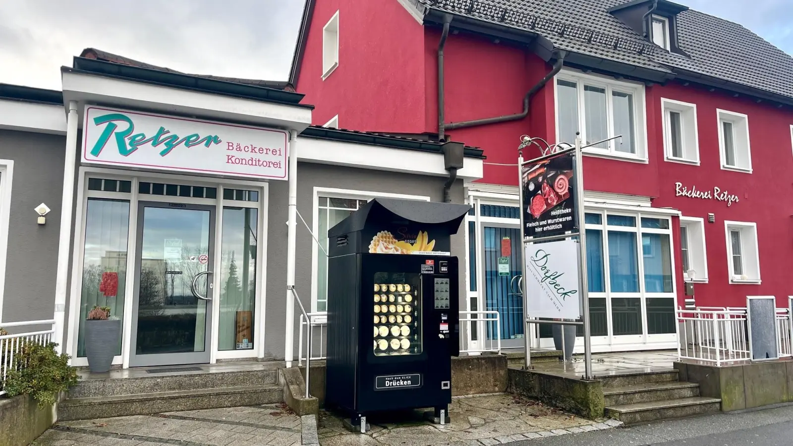 Die Türen der Weidener Bäckerei Dorfbeck bleiben geschlossen.  (Bild: Gabi Schönberger)