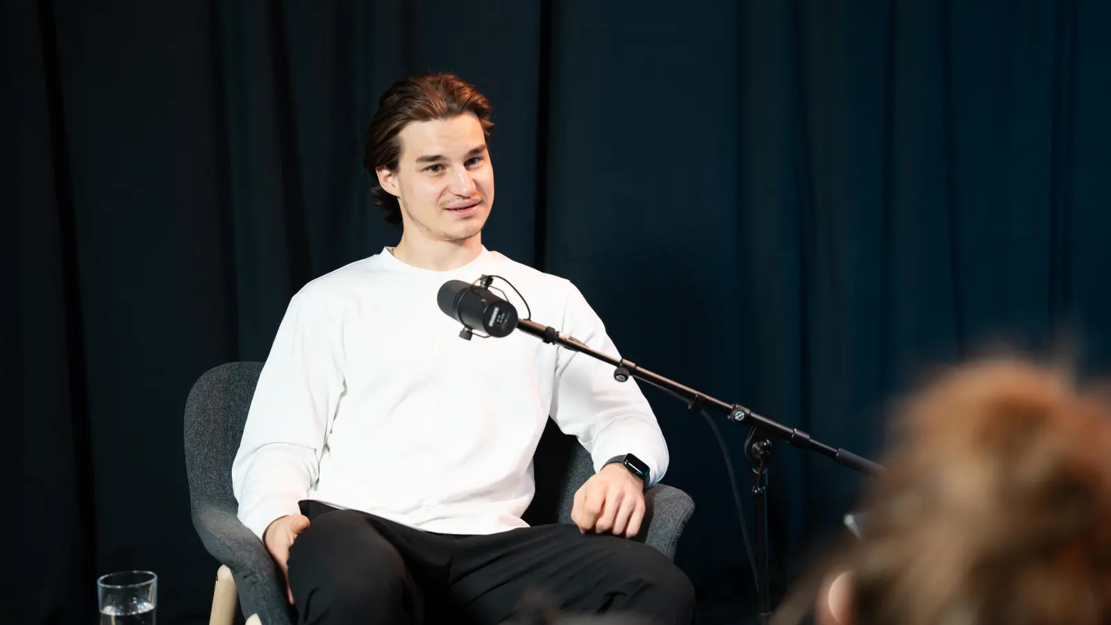 Lukas Ribarik war zu Gast im Podcast „Powerplay“.  (Bild: Franka Eichl)