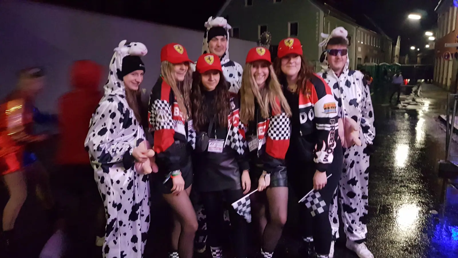 Der „Nasche Pfinsta“ in Moosbach lässt grüßen. (Bild: gi)