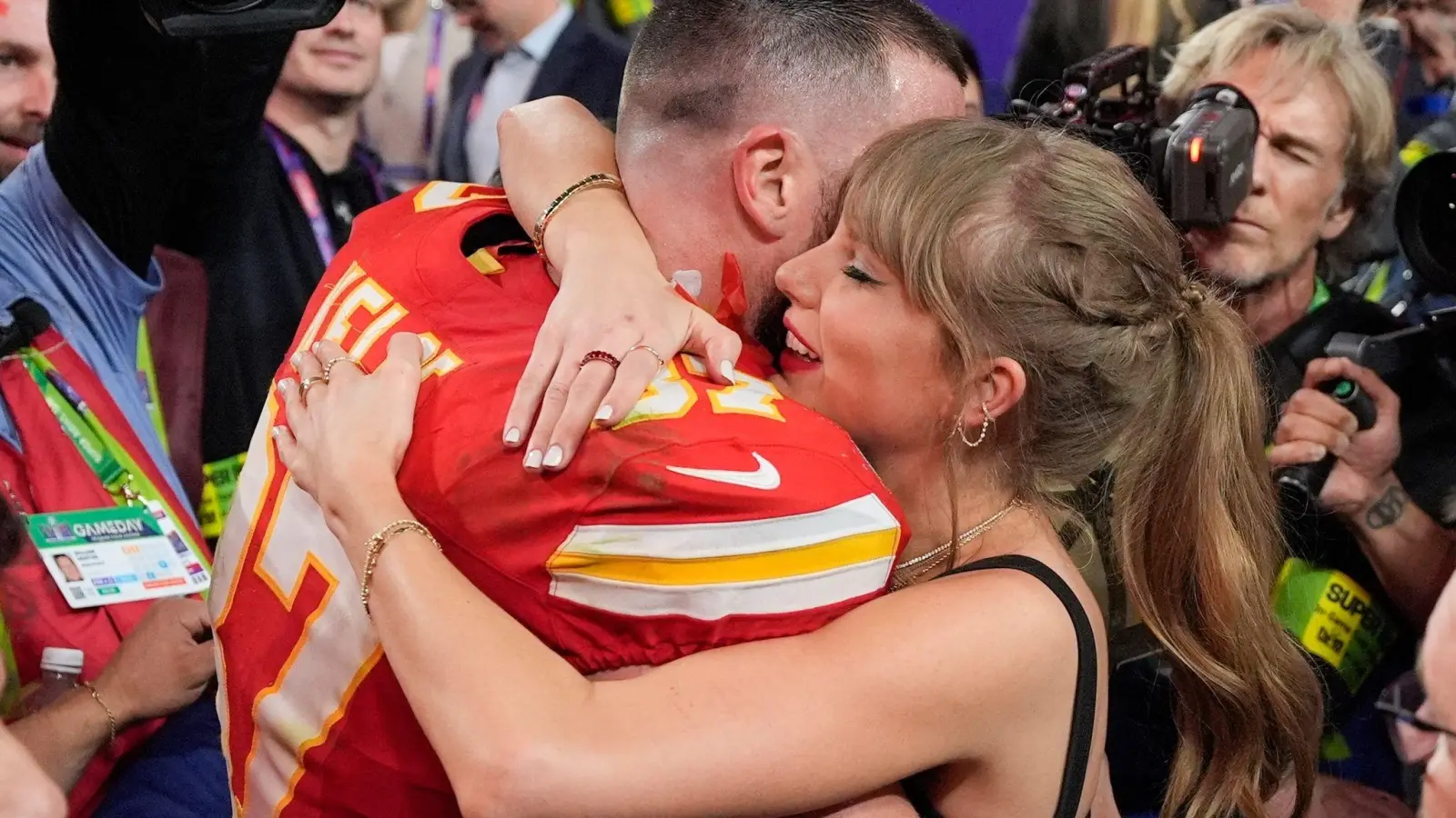 Seit Jahren verheiratet - bald ein Ehepaar (Bild: John Locher/AP/dpa)