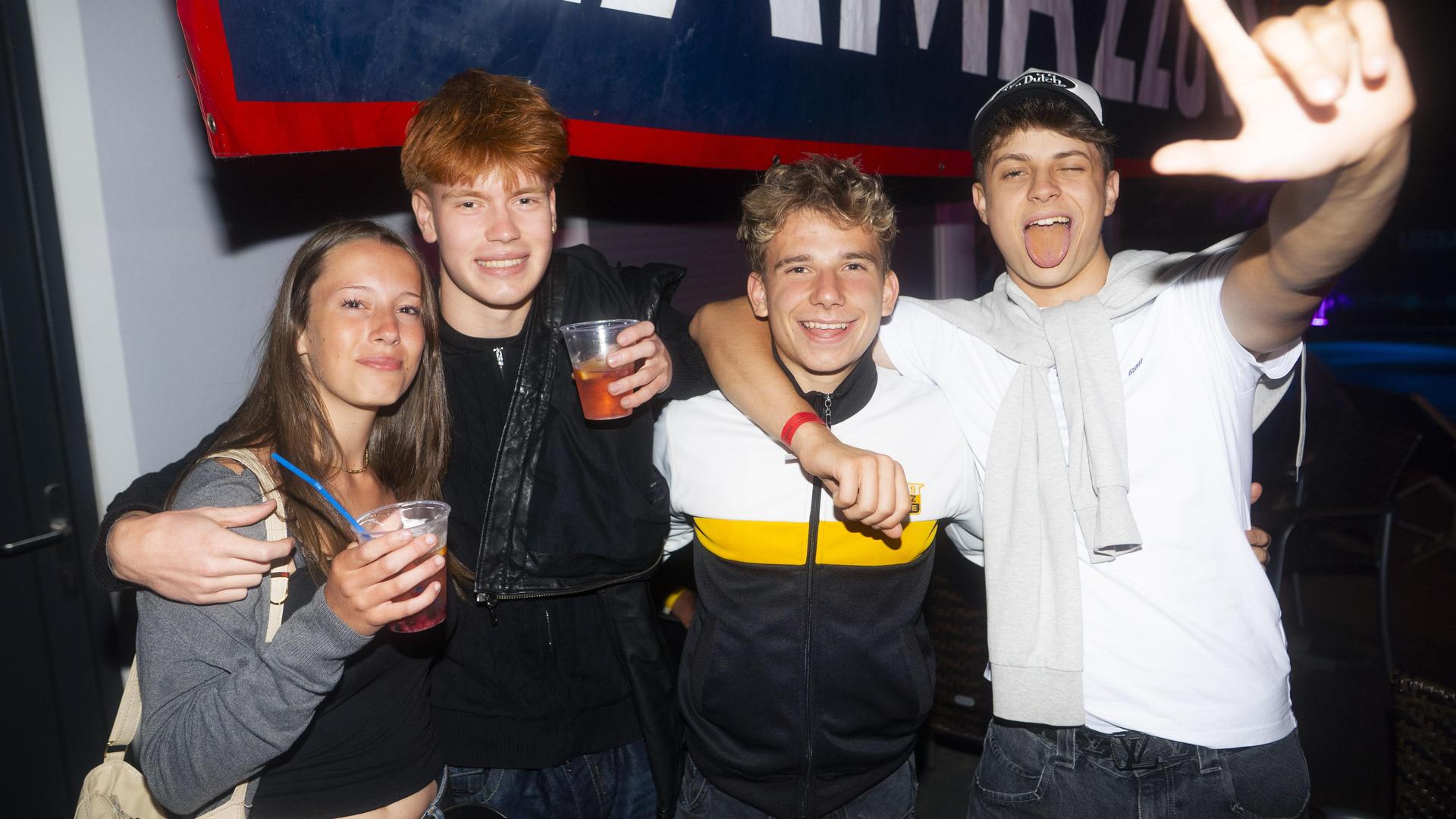 Impressionen von der Beach Party in Schirmitz. (Bild: Hannes Stock)