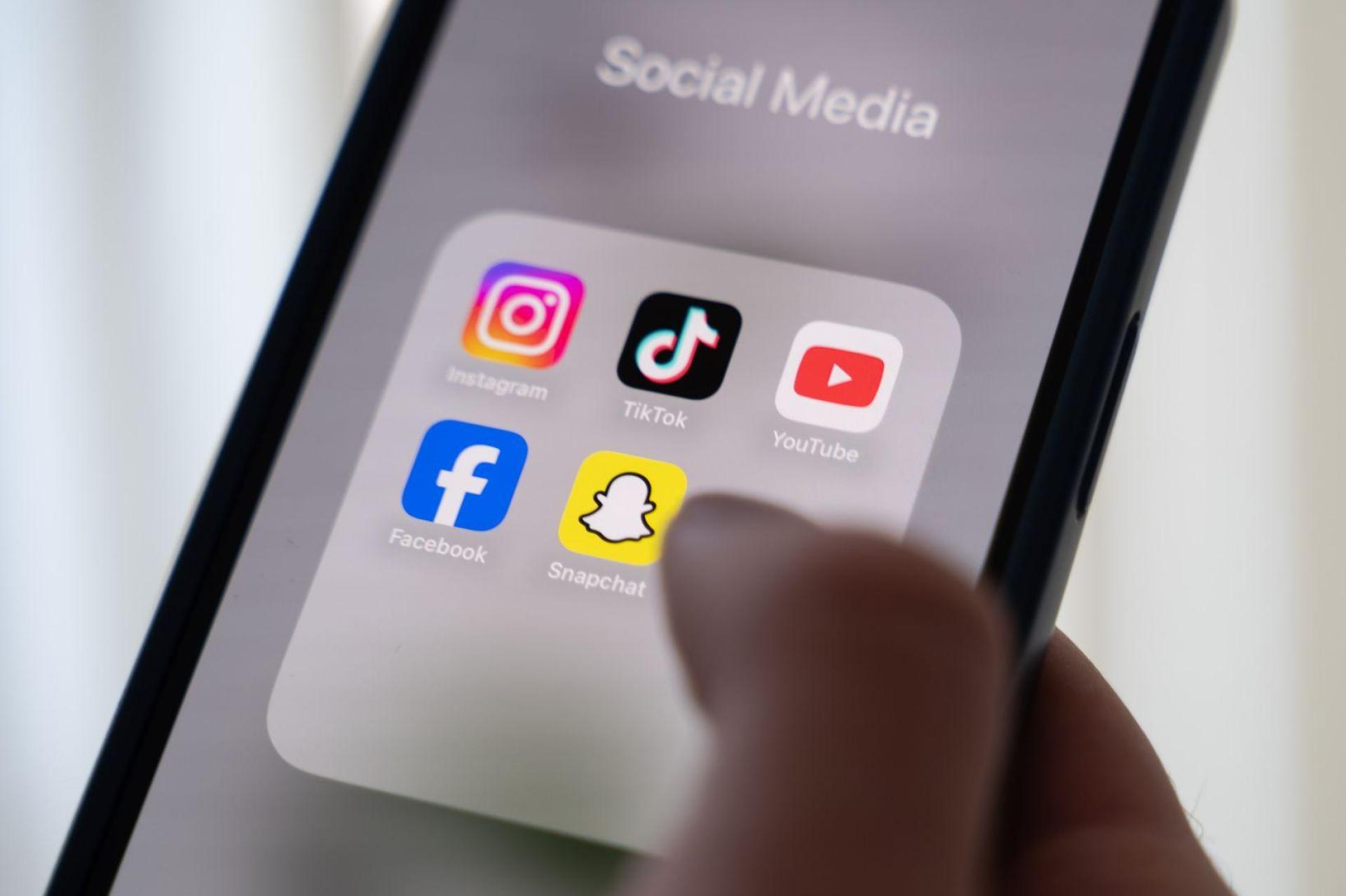 Angekündigt wurde es schon vor mehr als einem Jahr. Jetzt geht es los mit dem ersten Post des Bundestages auf TikTok. (Symbolbild) (Bild: Alicia Windzio/dpa)