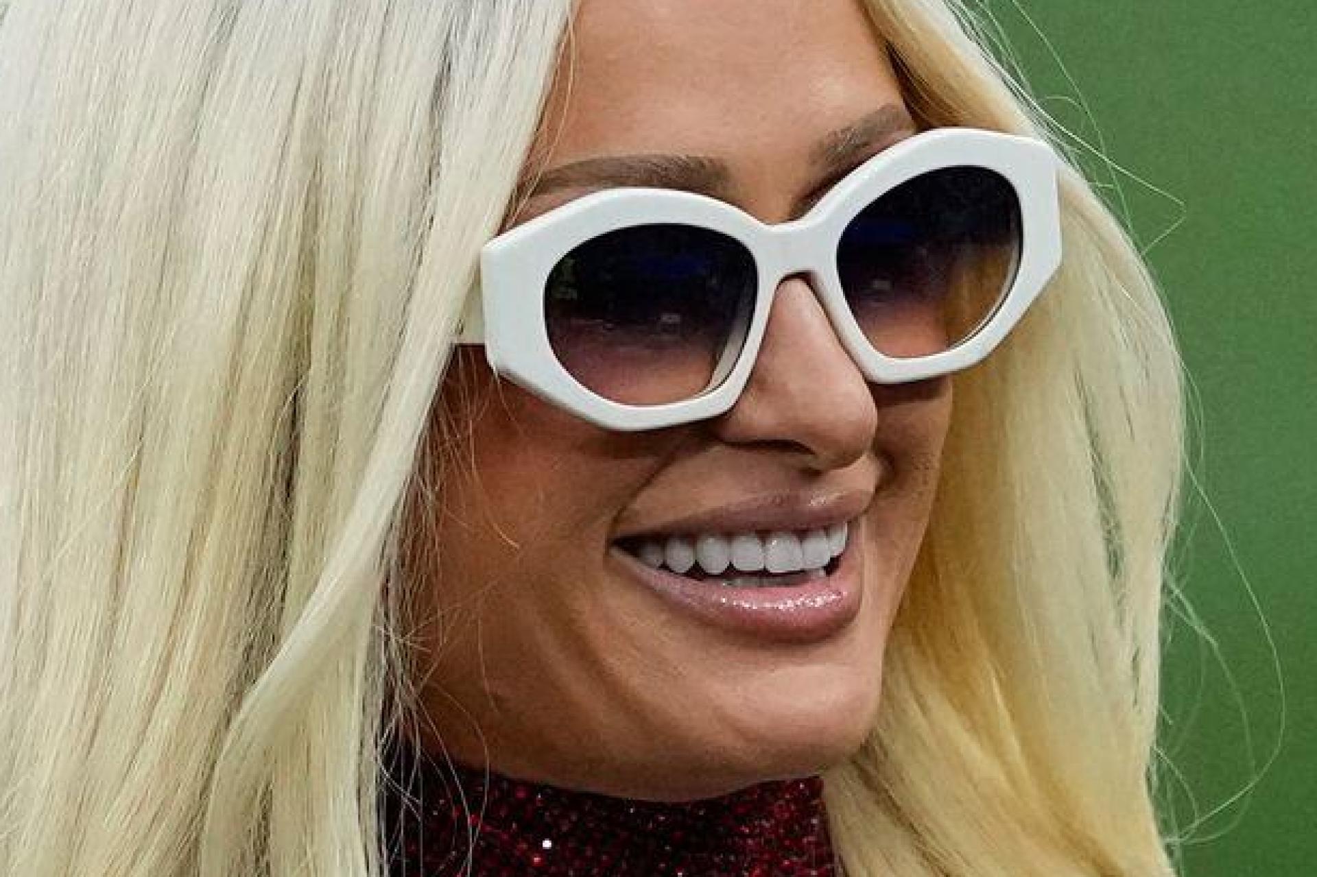Hoher Promifaktor: Paris Hilton bei der WM. (Archivbild)  (Bild: Gregory Bull/AP/dpa)
