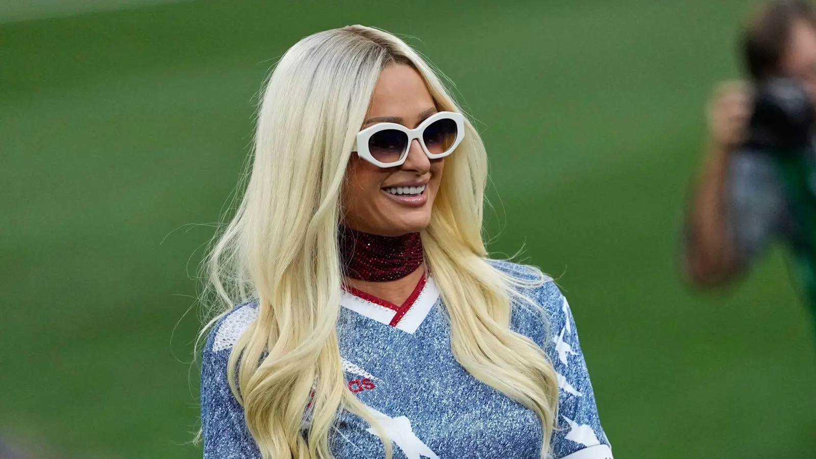 Hoher Promifaktor: Paris Hilton bei der WM. (Archivbild)  (Bild: Gregory Bull/AP/dpa)