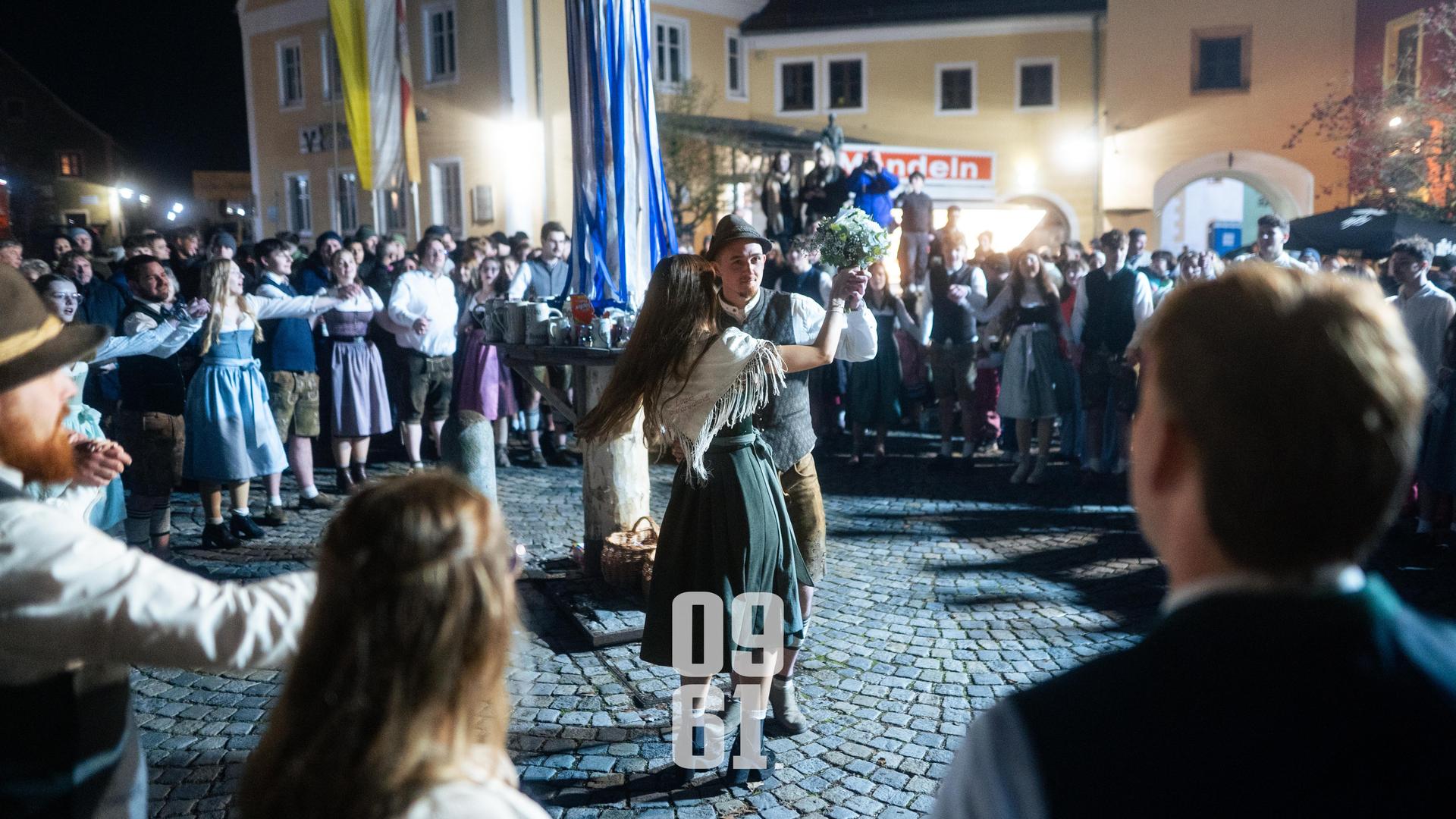 Auch am Sonntag wurde in Luhe gefeiert - die besten Bilder gibt's hier! (Bild: Hannes Stock)