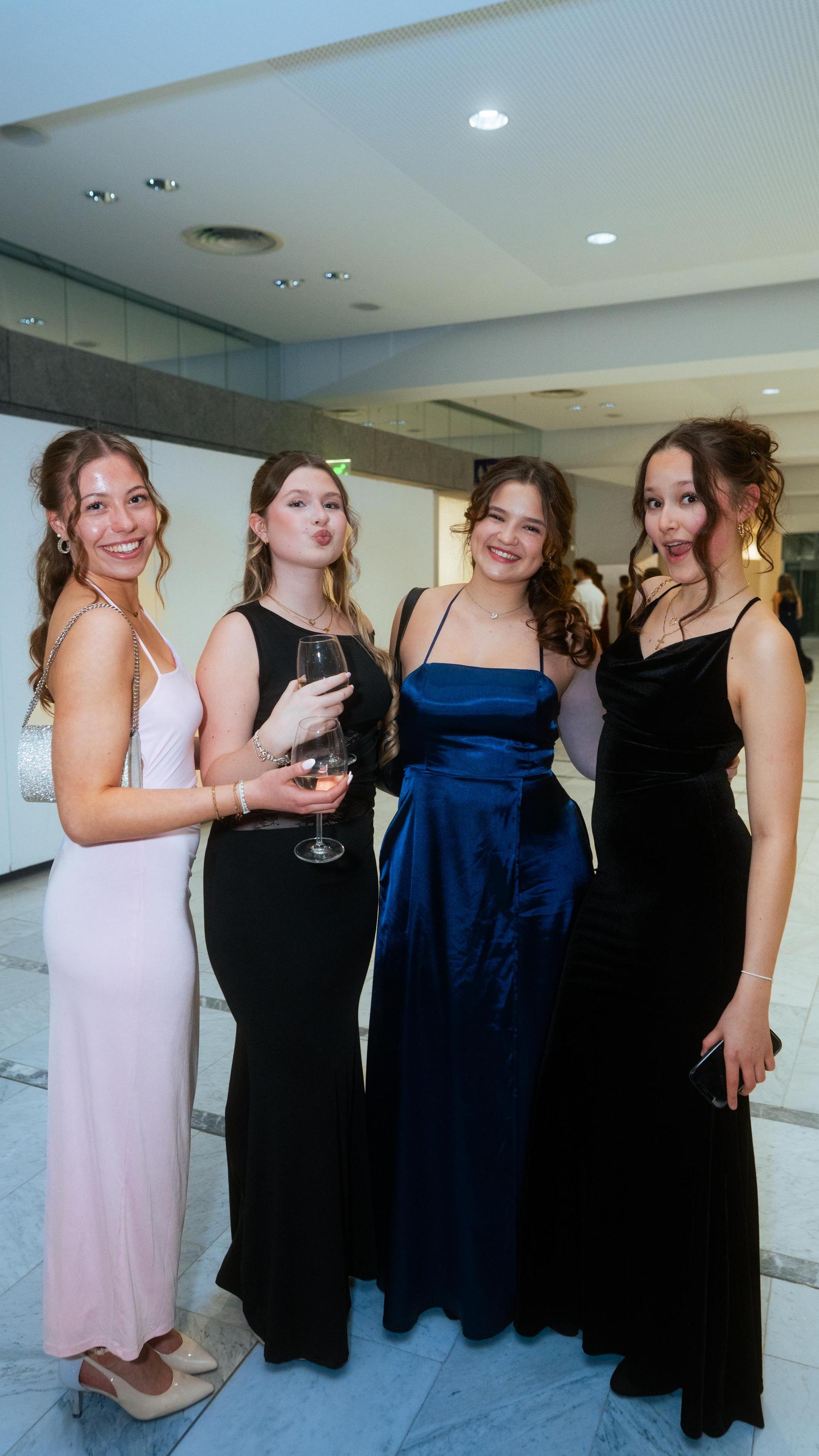 So war der Abschlussball der Realschulen in Weiden. (Bild: Hannes Stock)