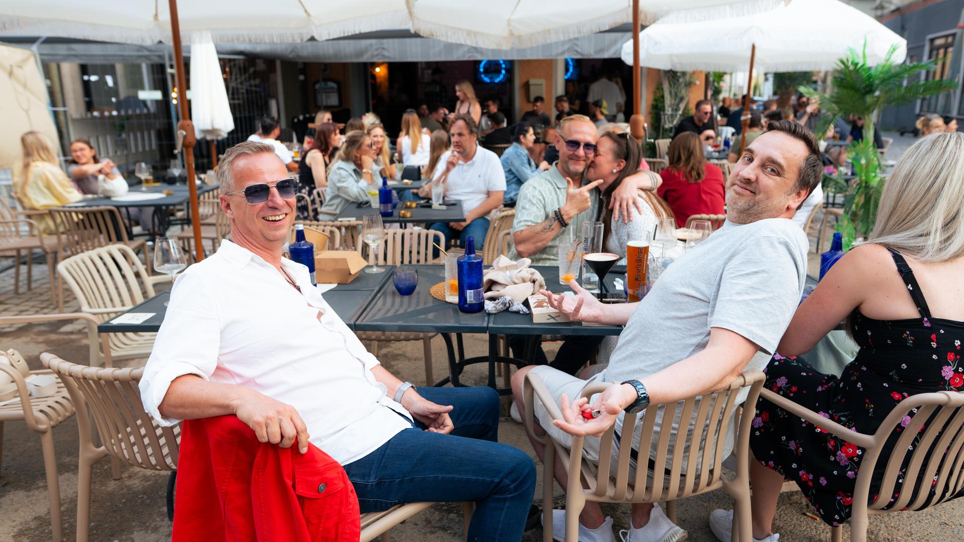 Daydrinking am Samstag im SantoRino.  (Bild: Hannes Stock)