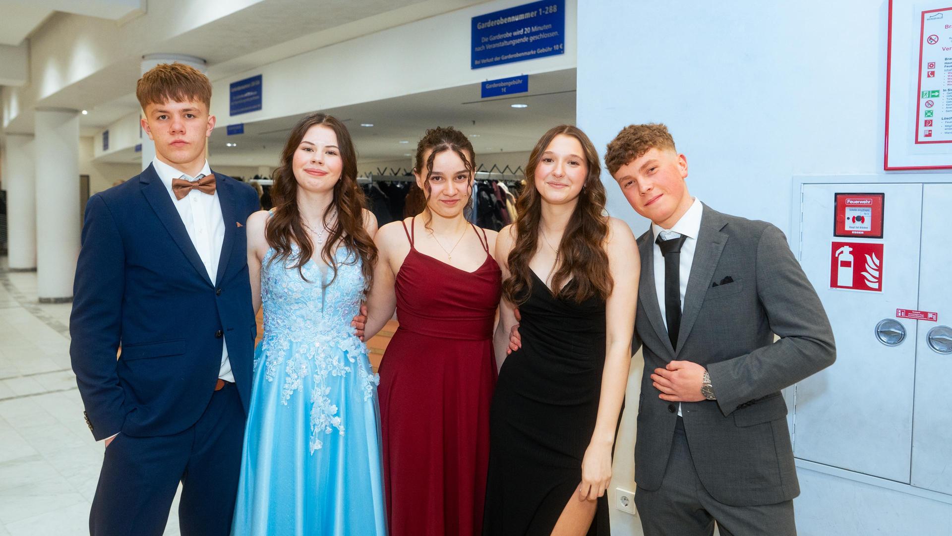 So war der Abschlussball der Realschulen in Weiden. (Bild: Hannes Stock)