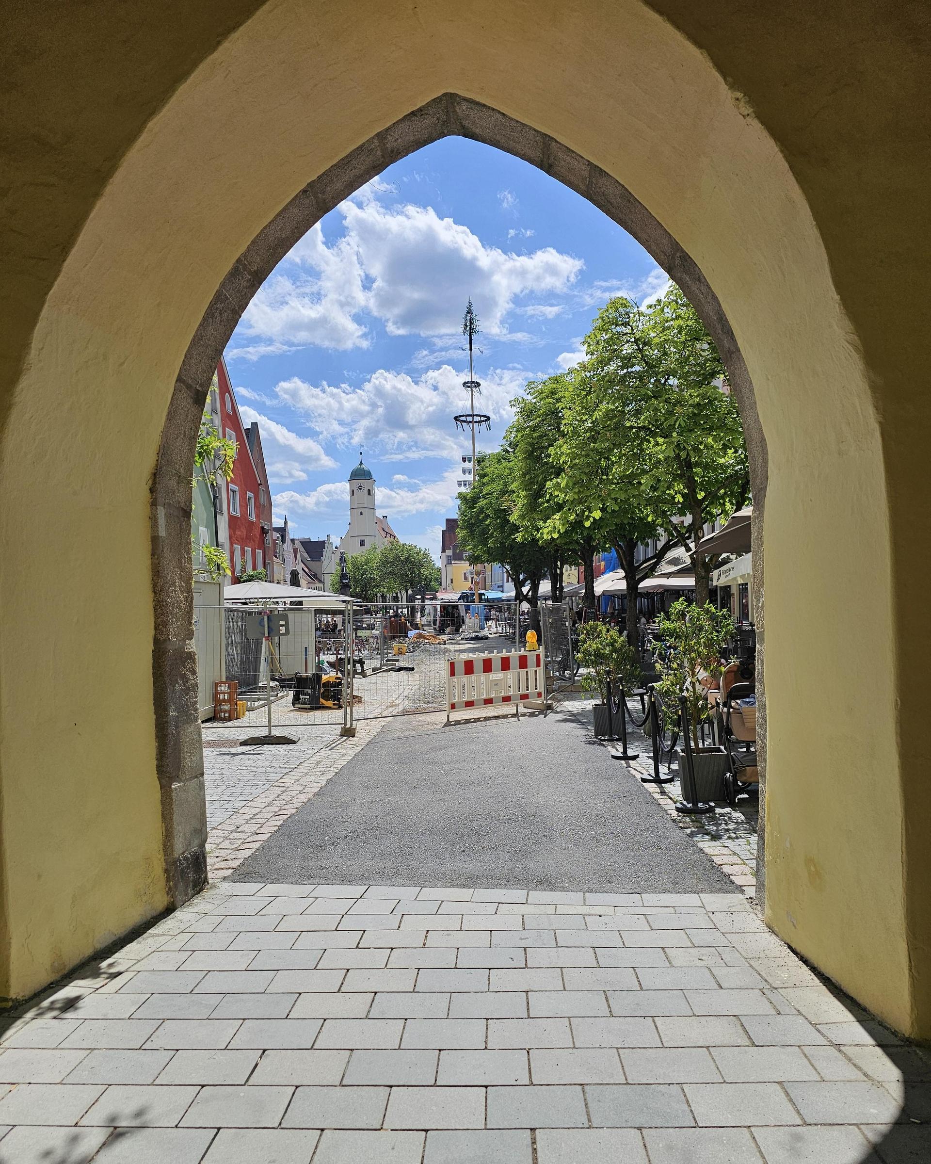 Das Bürgerfest in Weiden soll am 27. und 28. Juni möglichst ohne Störungen durch Baustellen oder Bauarbeiten stattfinden. Wie die Stadt mitteilt, sollen die Bauarbeiten in der Altstadt bis dahin weitgehend abgeschlossen sein.  (Bild: Stadt Weiden)