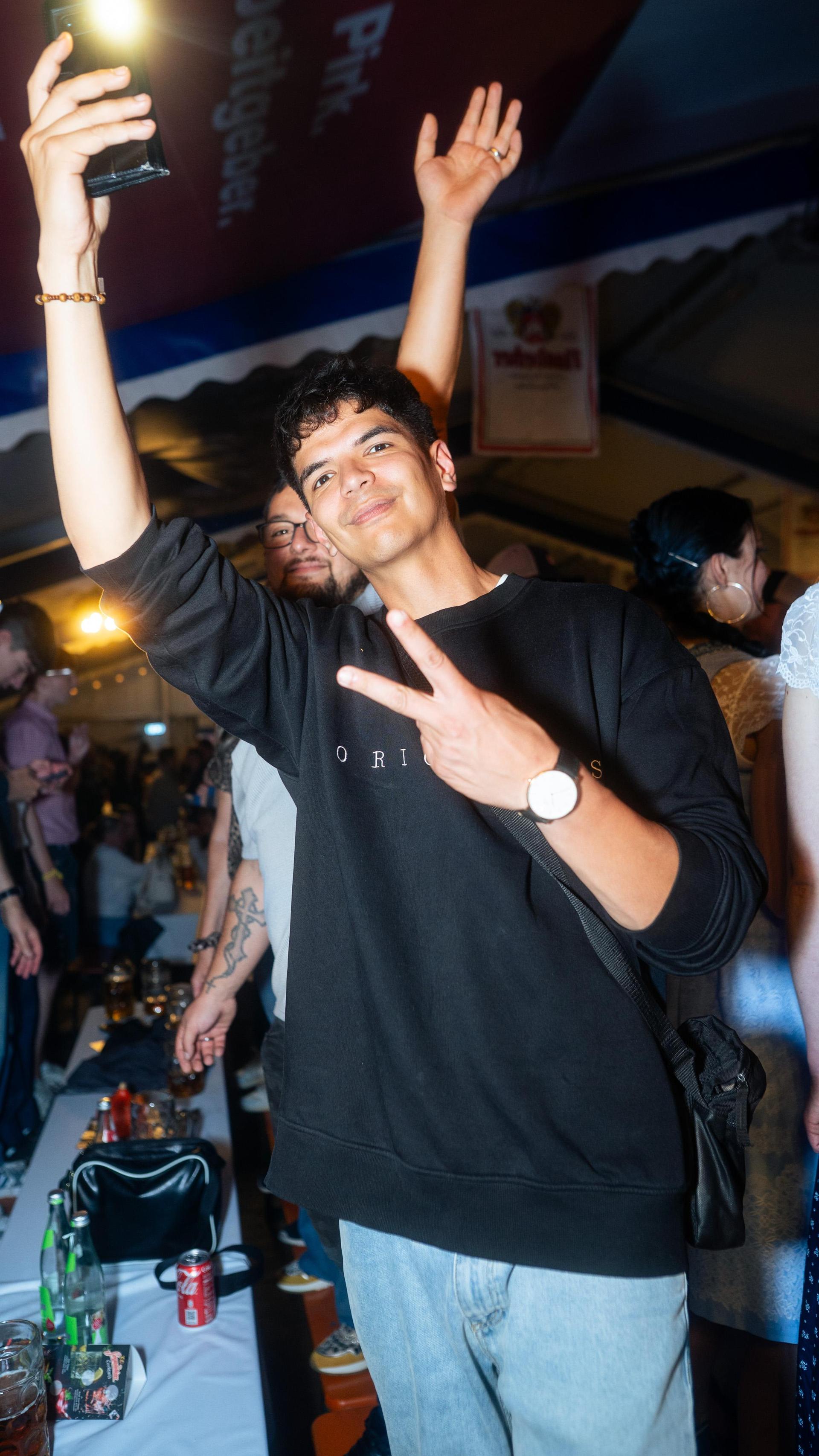 Die Bilder vom Freitag auf dem Weidener Volksfest 2025. (Bild: Hannes Stock)