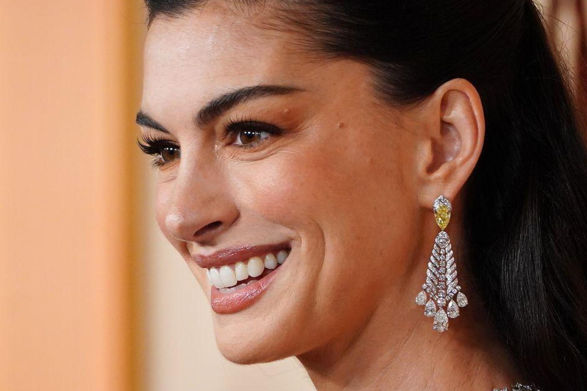 Anne Hathaway: NBA-Titel der Knicks über Oscar. (Archivbild) (Bild: Jordan Strauss/Invision/dpa)