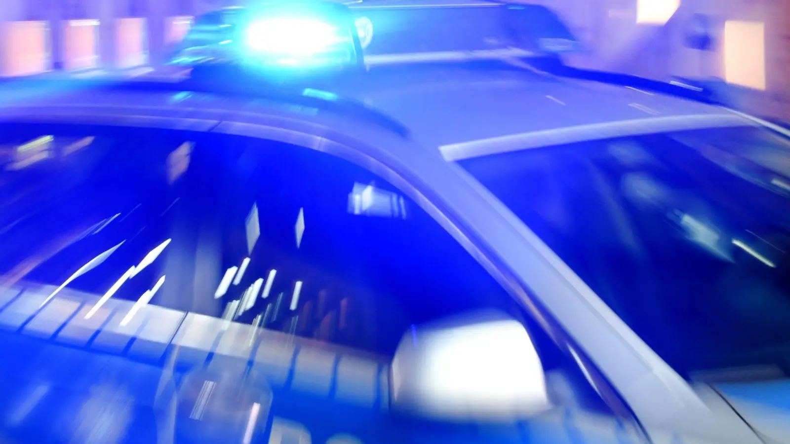 Eine 15-Jährige aus Regensburg wurde vermisst. (Bild: Carsten Rehder/dpa)