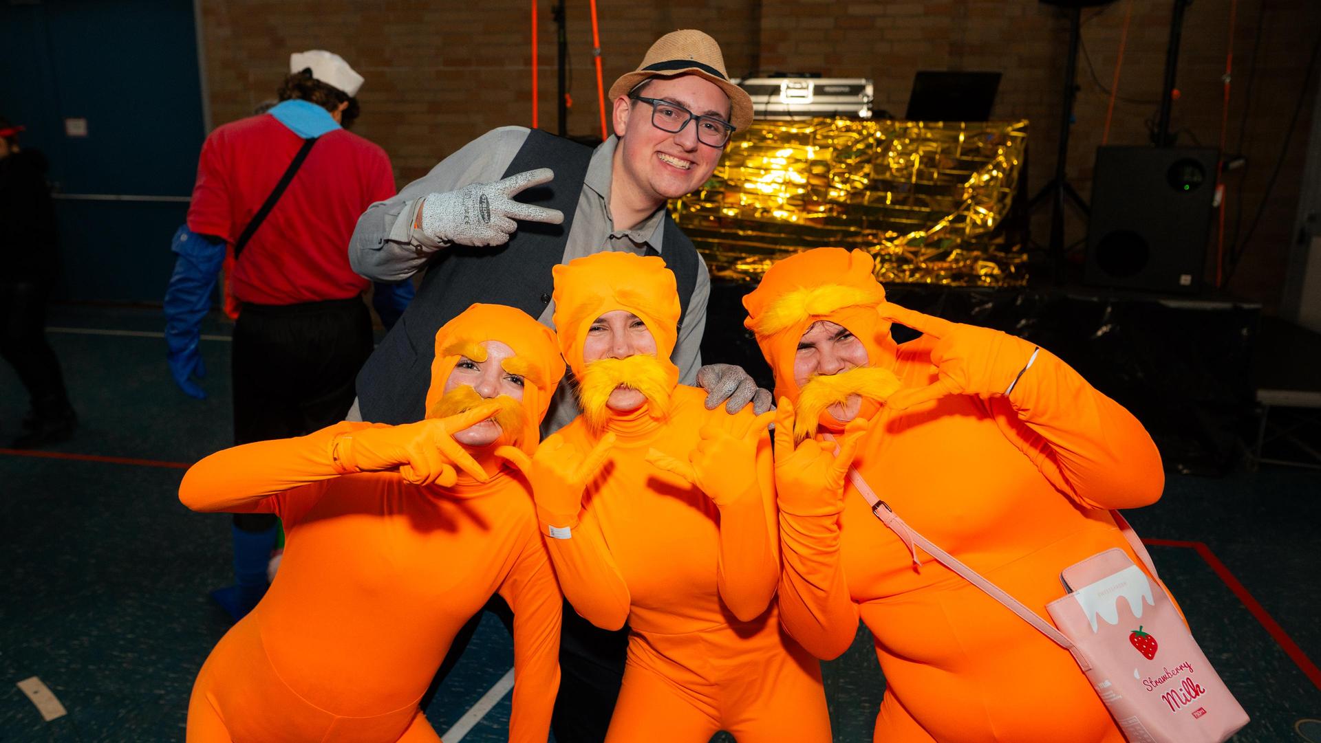 Am Sonntag wurde es bunt beim Pressather Faschingszug. (Bild: Hannes Stock)