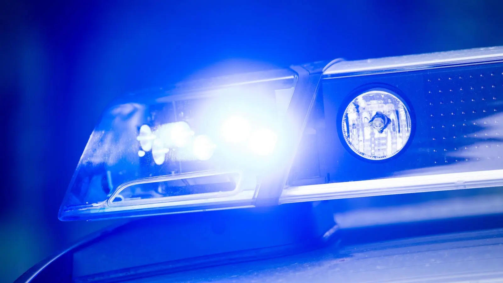 Gegen den 20-Jährigen ermittelt die Polizei wegen Diebstahls. (Symbolbild) (Bild: Lino Mirgeler/dpa)