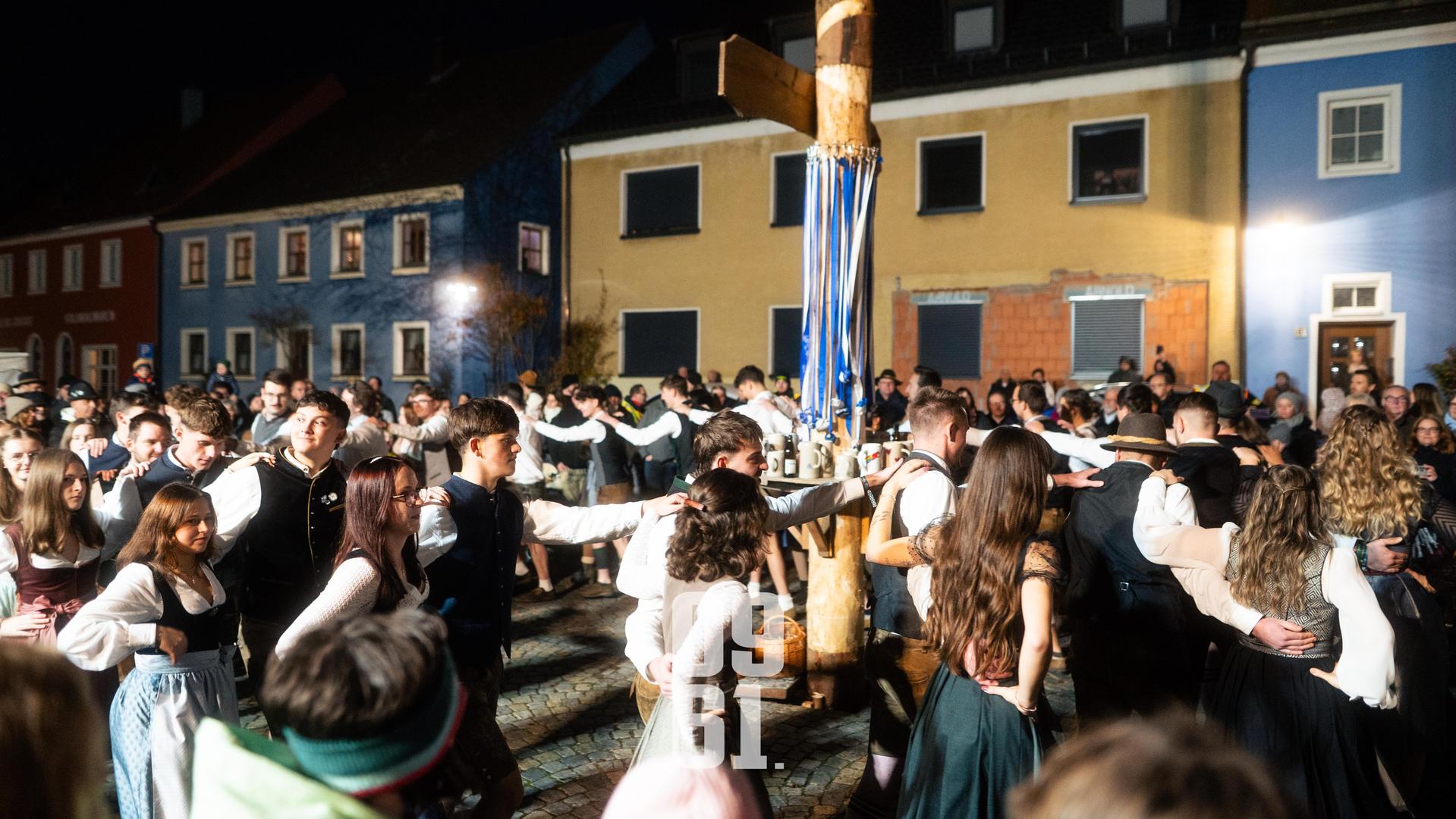 Auch am Sonntag wurde in Luhe gefeiert - die besten Bilder gibt's hier! (Bild: Hannes Stock)