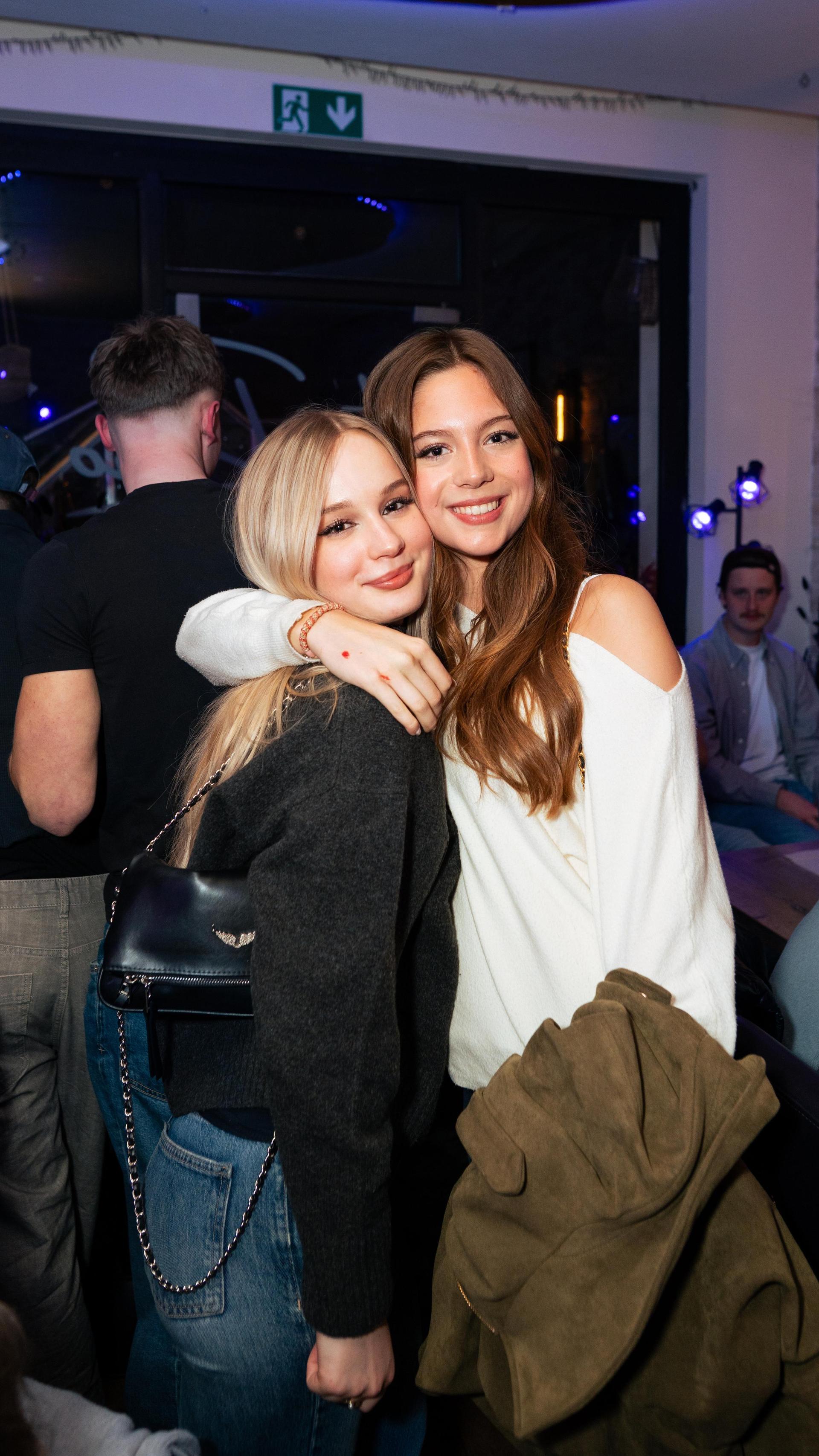 Die SantoRino-Bar in Weiden war für viele die erste Station eines ereignisreichen Wochenendes. (Bild: Hannes Stock)