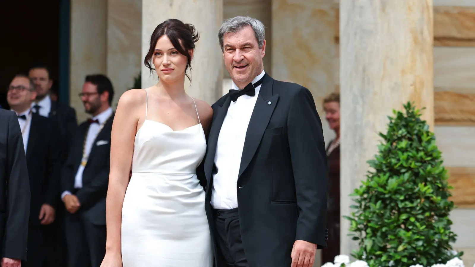 CSU-Politiker Markus Söder und seine Tochter Gloria-Sophie Burkandt geben derzeit Einblick in ihre Vater-Tochter-Beziehung. (Archivbild) (Bild: Daniel Karmann/dpa)