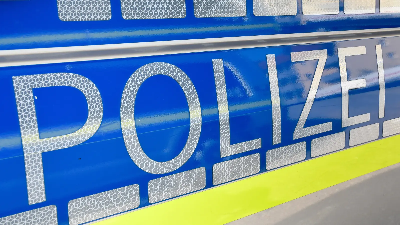 Nach einer Auseinandersetzung nach einem Fußballspiel in Lorenzen bittet die Polizei um Zeugenhinweise, aber auch um Foto- und Videoaufnahmen.  (Bild: Petra Hartl)