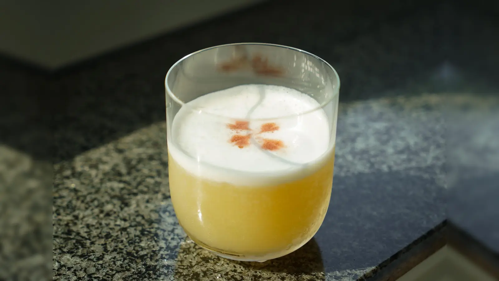 Sour ist übrigens eine Cocktail-Art, kein spezieller Cocktail. (Bild: knz)