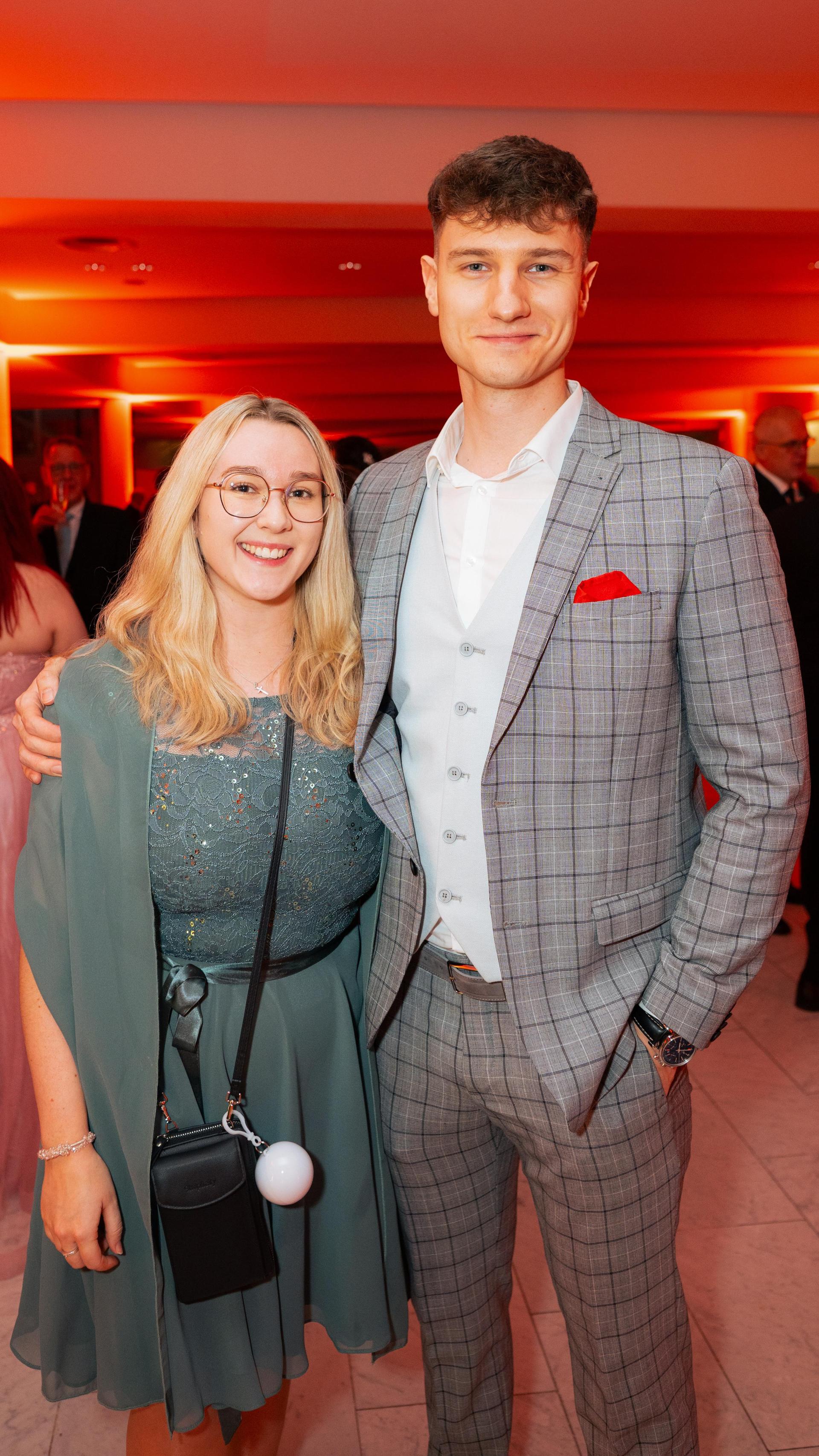 Am Samstag wurde es in der Weidener Max-Reger-Halle außergewöhnlich festlich. (Bild: Hannes Stock)