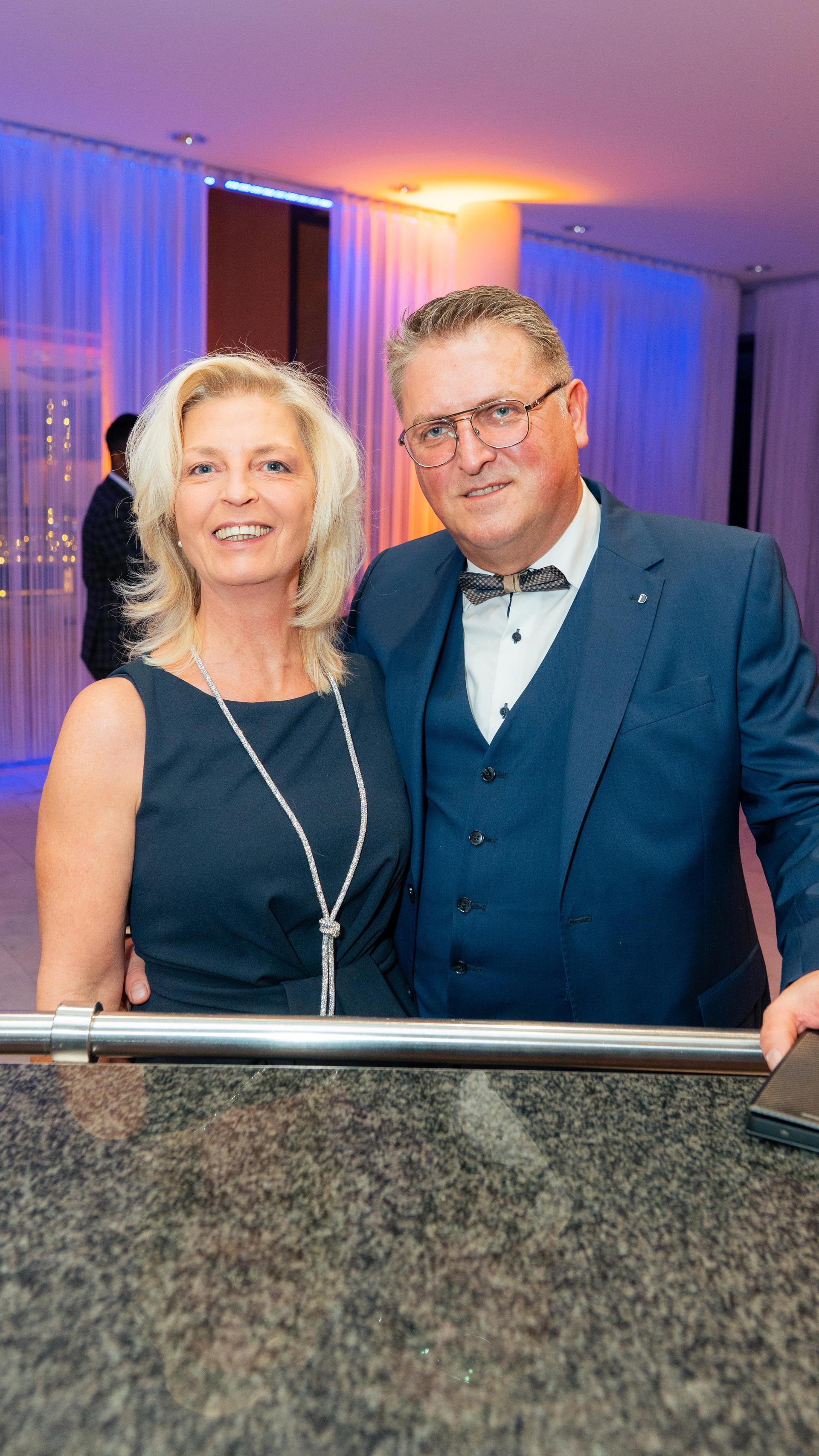 Am Samstag wurde es in der Weidener Max-Reger-Halle außergewöhnlich festlich. (Bild: Hannes Stock)