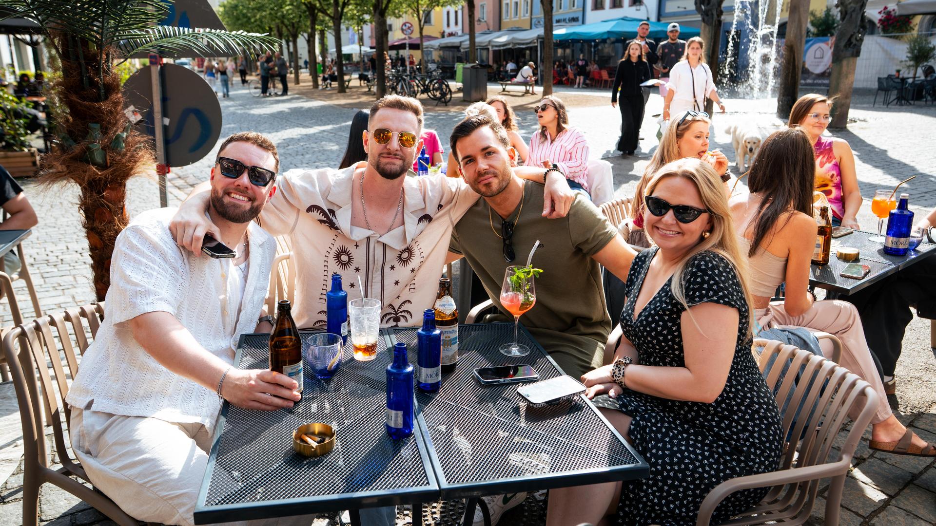 Daydrinking am Samstag im SantoRino.  (Bild: Hannes Stock)