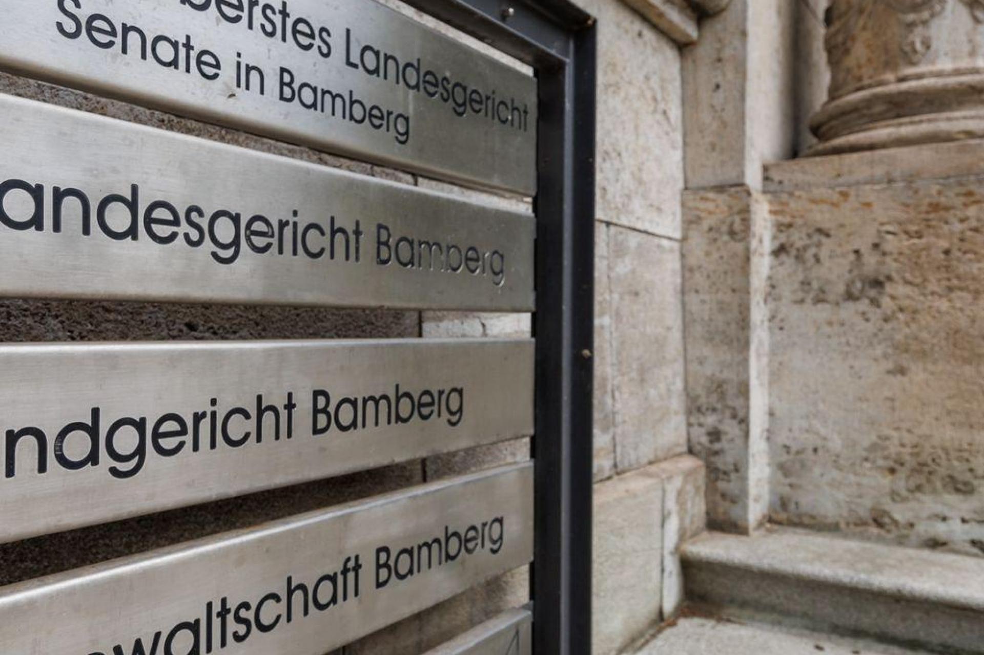 Außenansicht der Justizbehörden Bamberg. (Bild: Daniel Karmann/dpa/Archivbild)