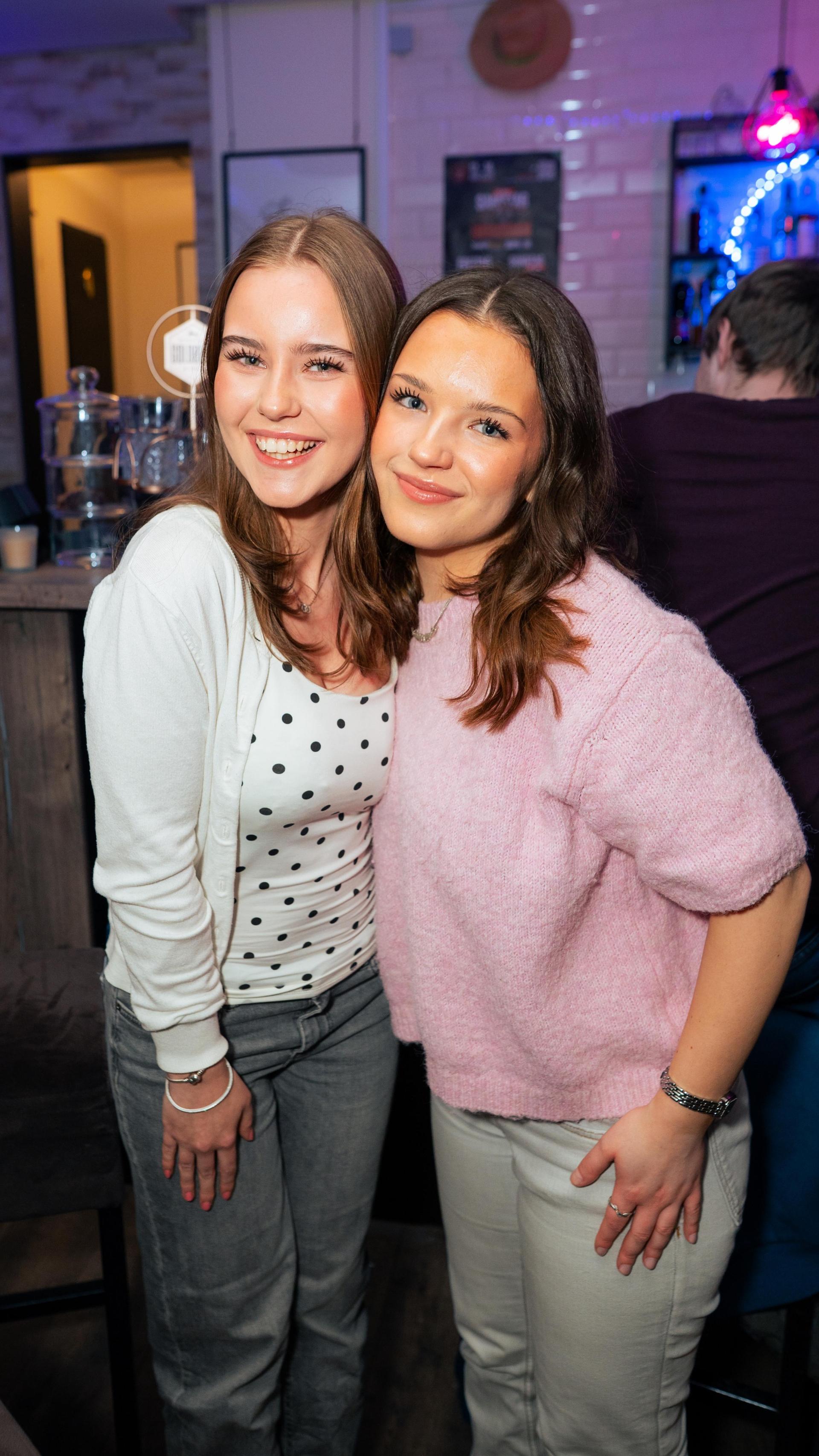 Die SantoRino-Bar in Weiden war für viele die erste Station eines ereignisreichen Wochenendes. (Bild: Hannes Stock)