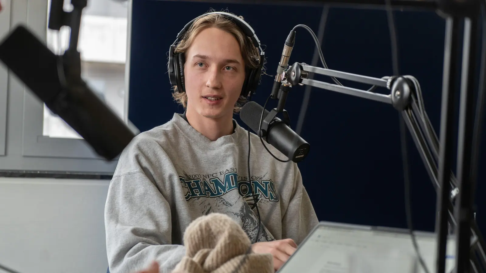 Felix Noack, Torhüter bei den Blue Devils Weiden, war zu Gast in der neuen Folge des Podcasts „Powerplay”. (Bild: gld)