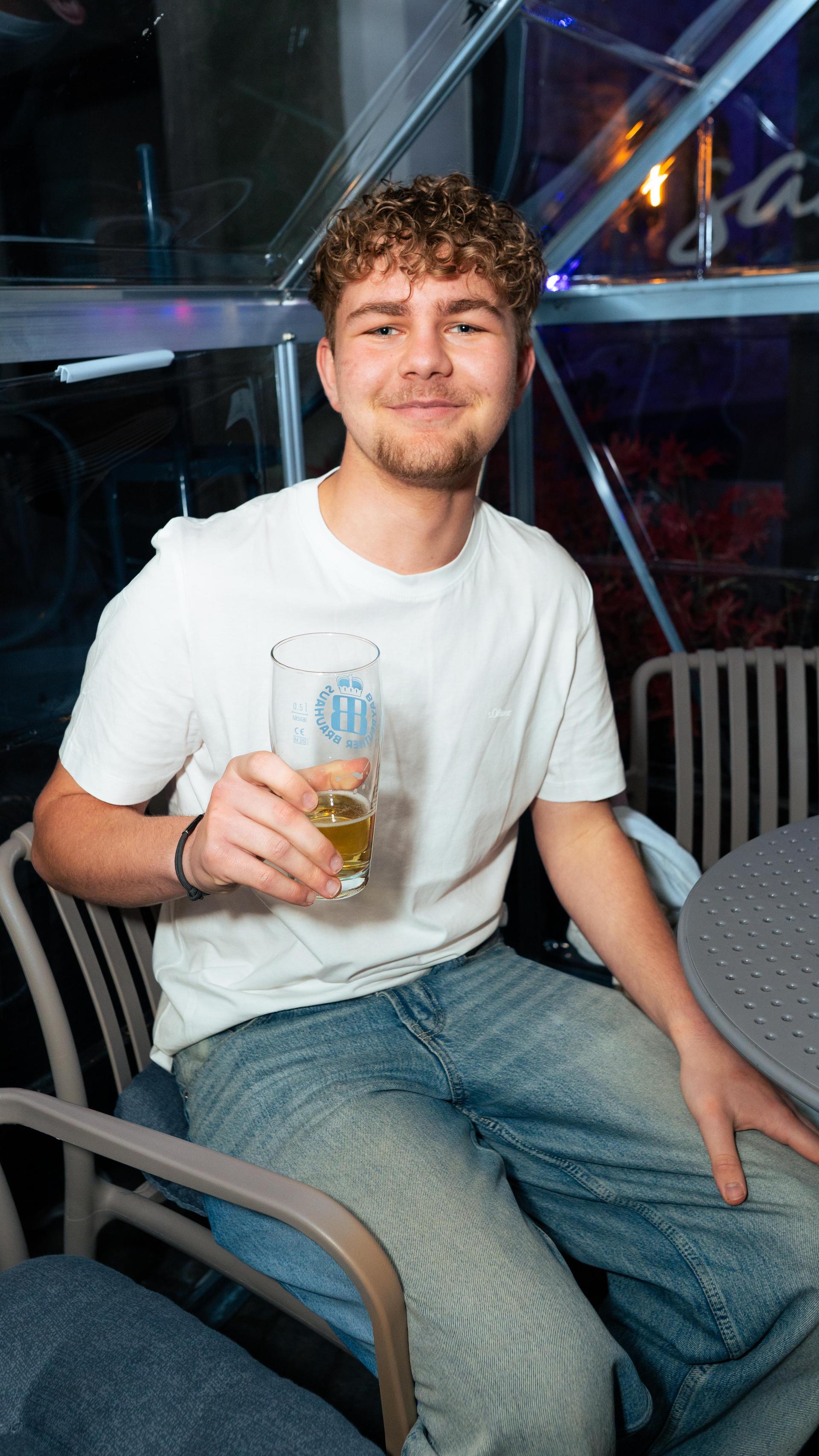 Die SantoRino-Bar in Weiden war für viele die erste Station eines ereignisreichen Wochenendes. (Bild: Hannes Stock)