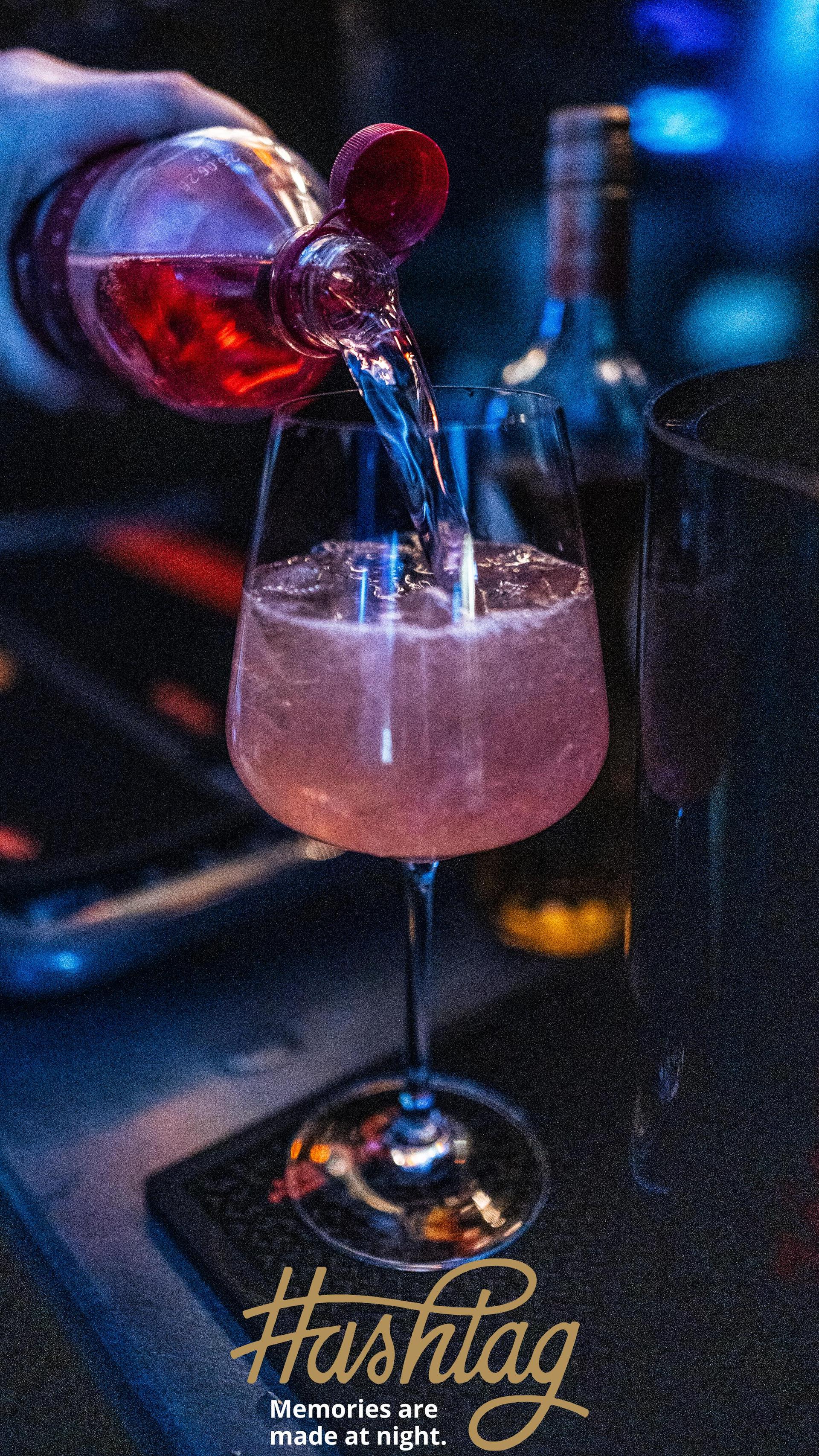 Am Freitag haben sich im Weidener Hashtag alle „SAINTS &amp; SINNERS” versammelt. (Bild: Hannes Stock)