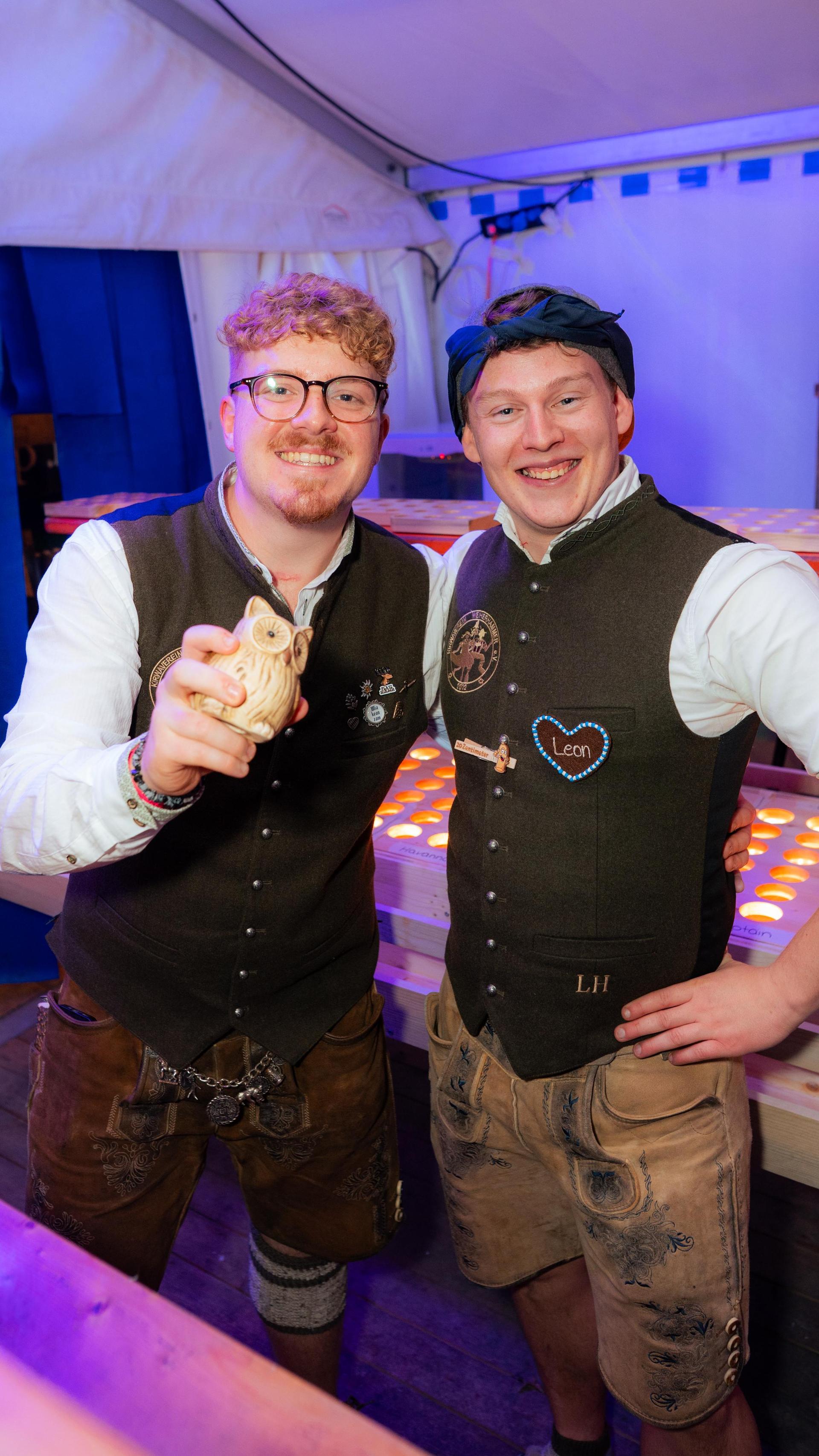 Szenen der Kirwaparty in Weiherhammer. (Bild: Hannes Stock)